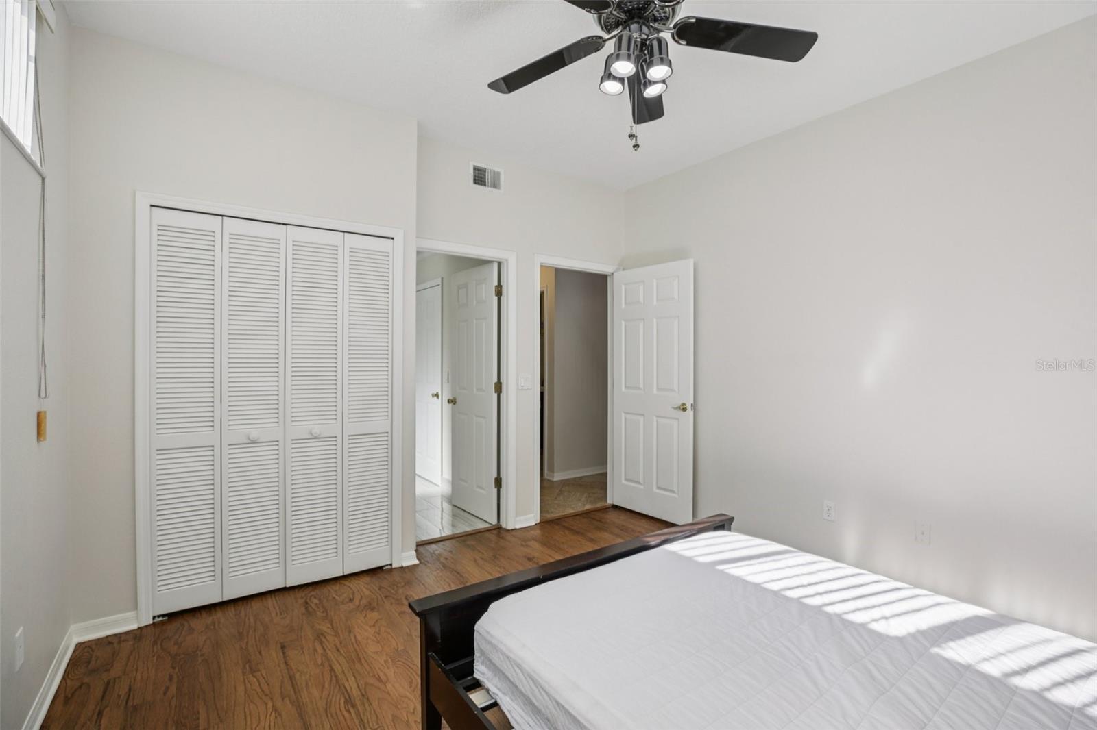 UNIVERSITY ESTATES - Residential