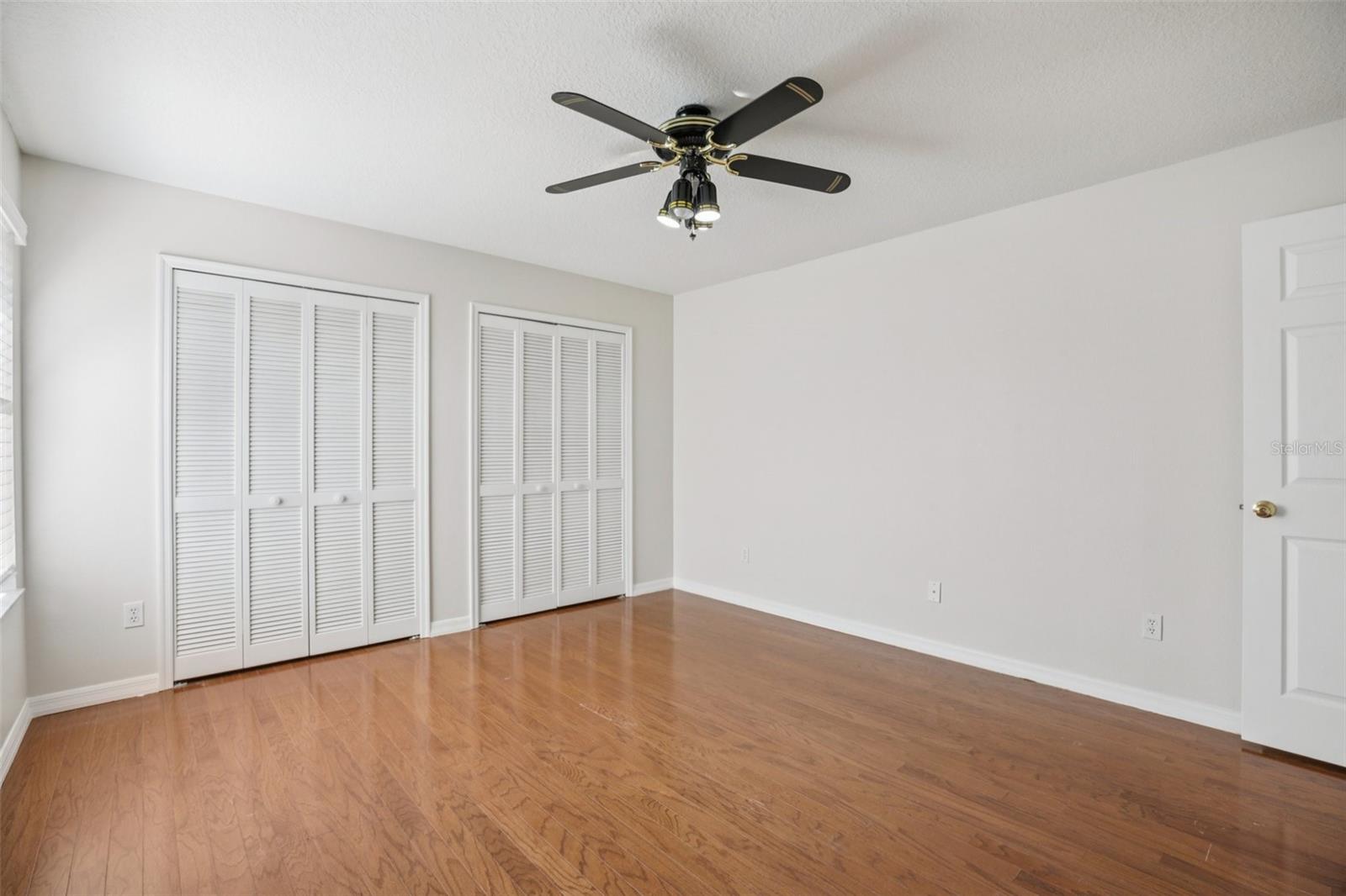 UNIVERSITY ESTATES - Residential