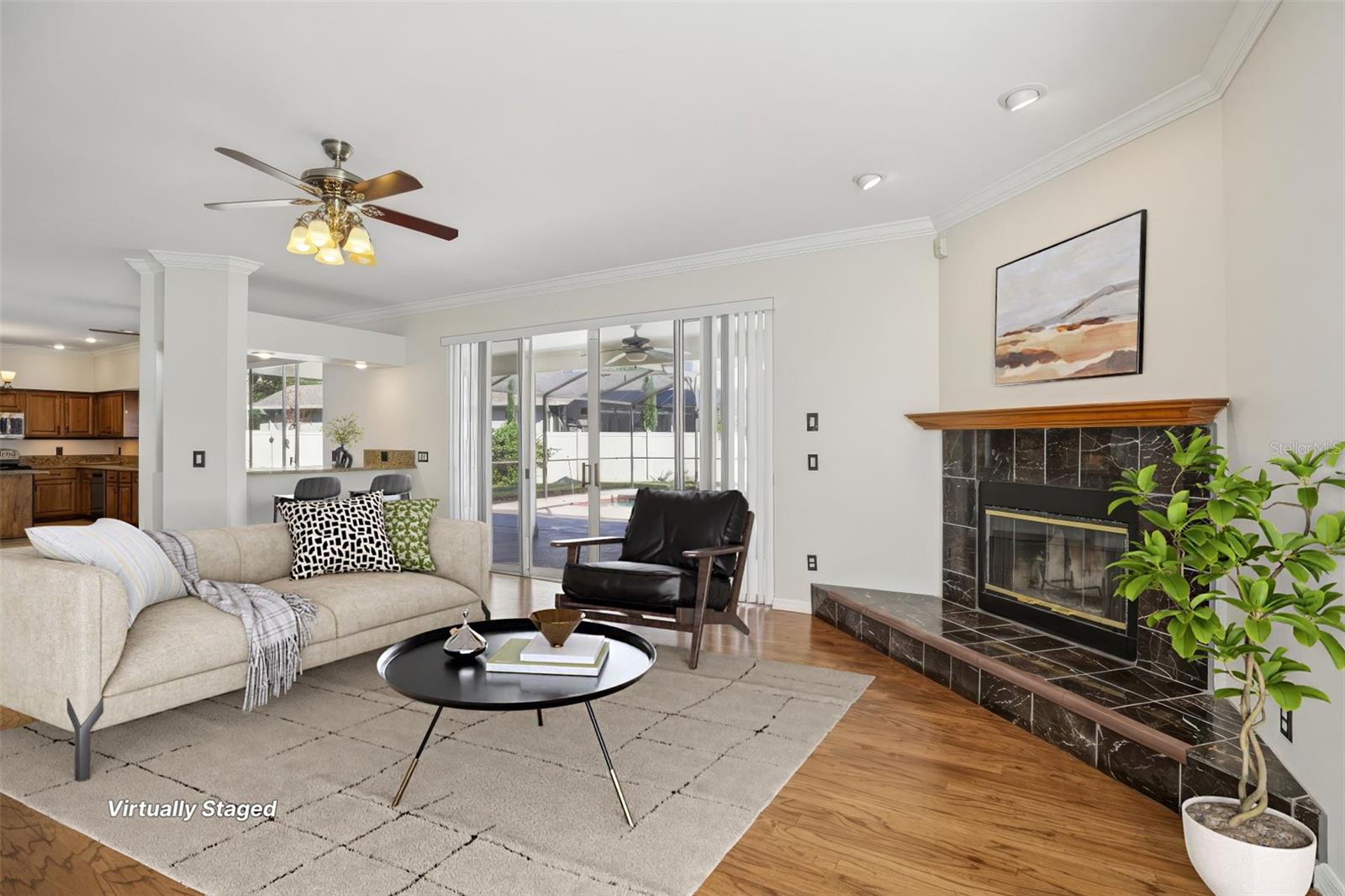 UNIVERSITY ESTATES - Residential