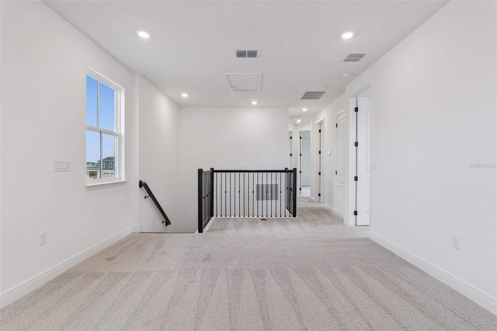 LAUREATE PK PH 1 PCL N-2 - Residential