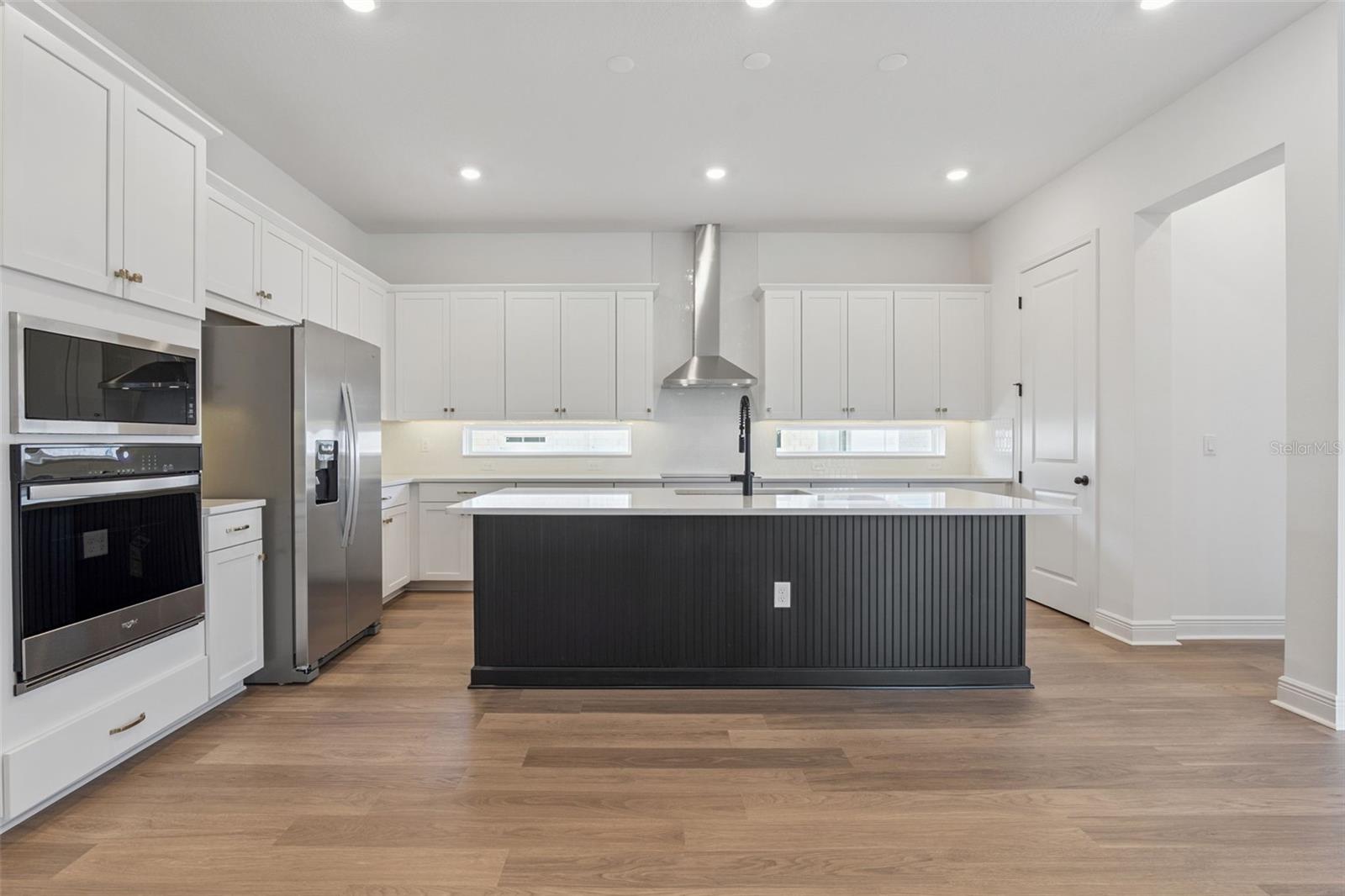 LAUREATE PK PH 1 PCL N-2 - Residential