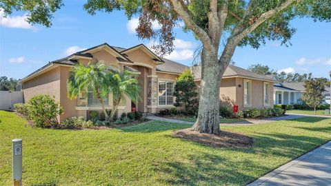 A home in LAKELAND