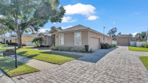 A home in LAKELAND