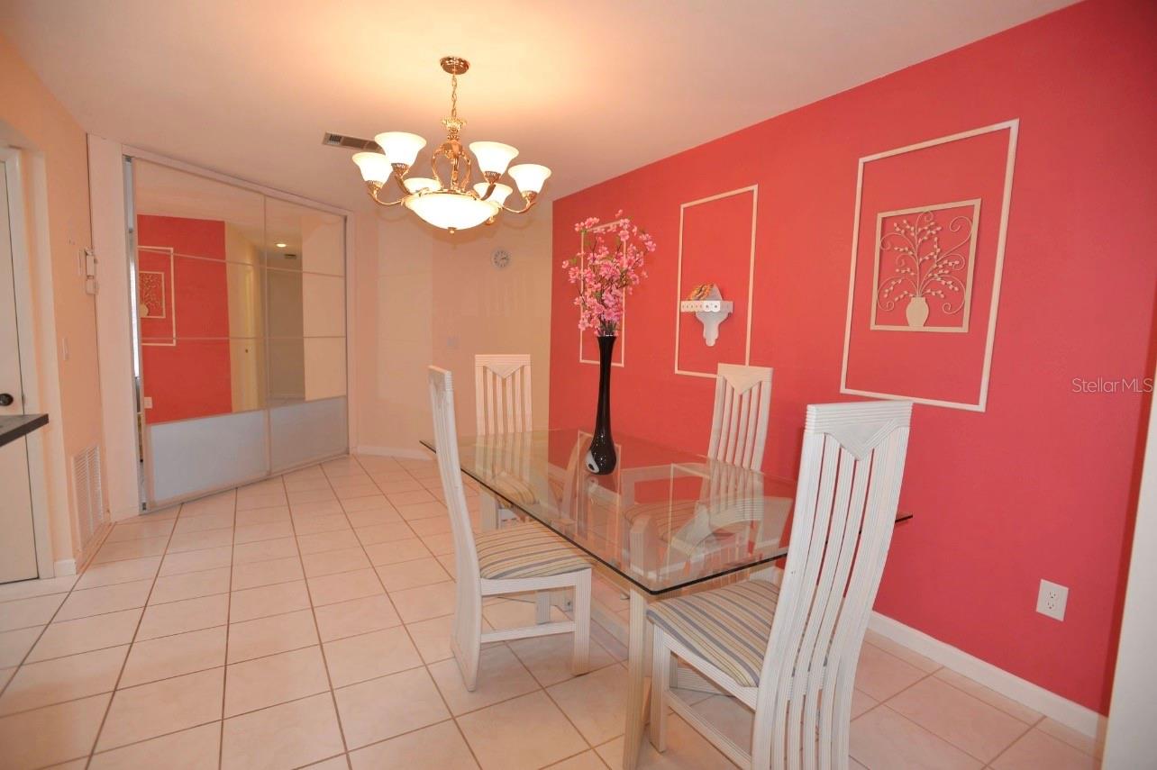 THE JOCKEY CLUB - Residential