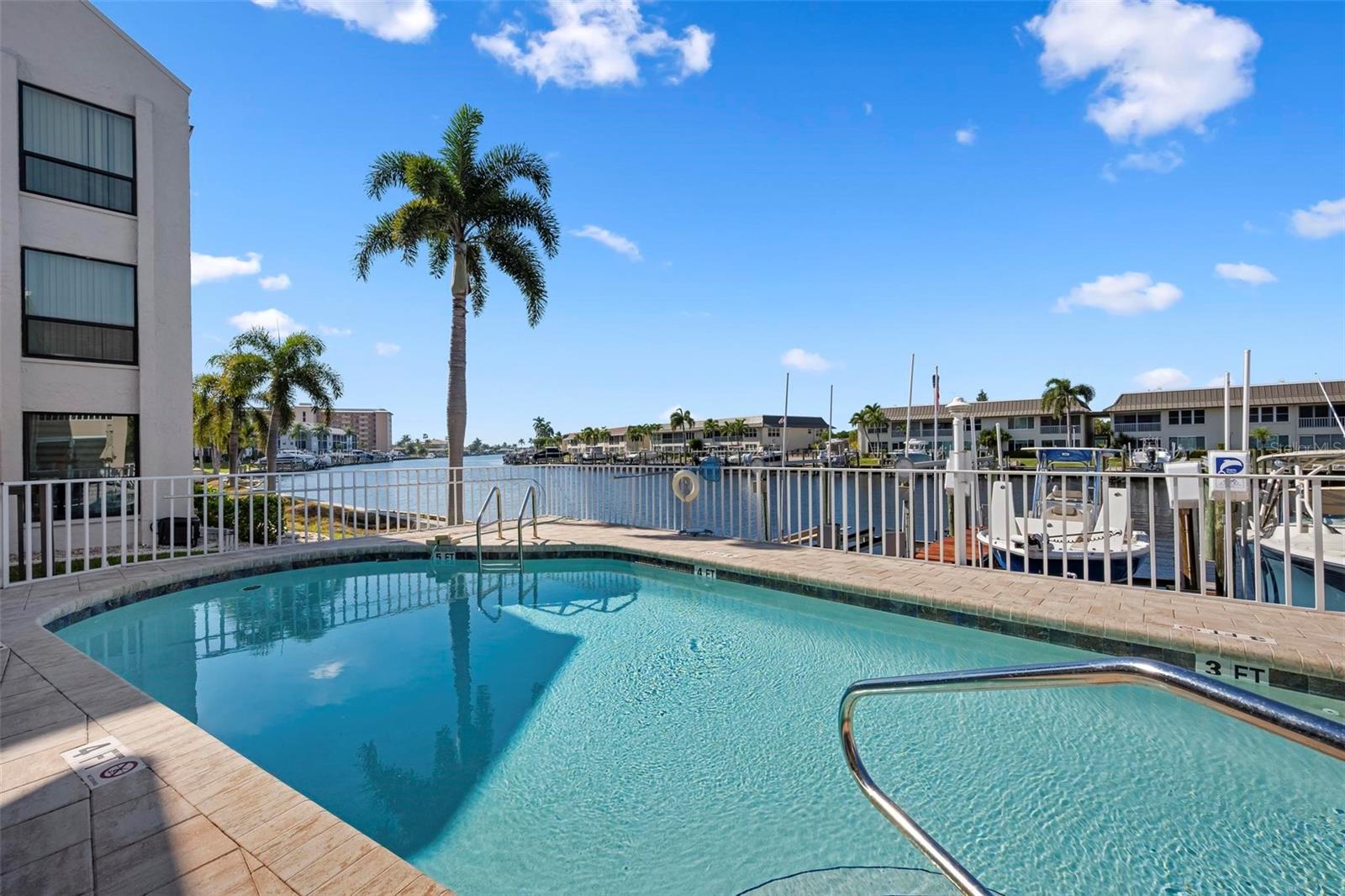 RIVER VIEW CAPE CORAL - Residential
