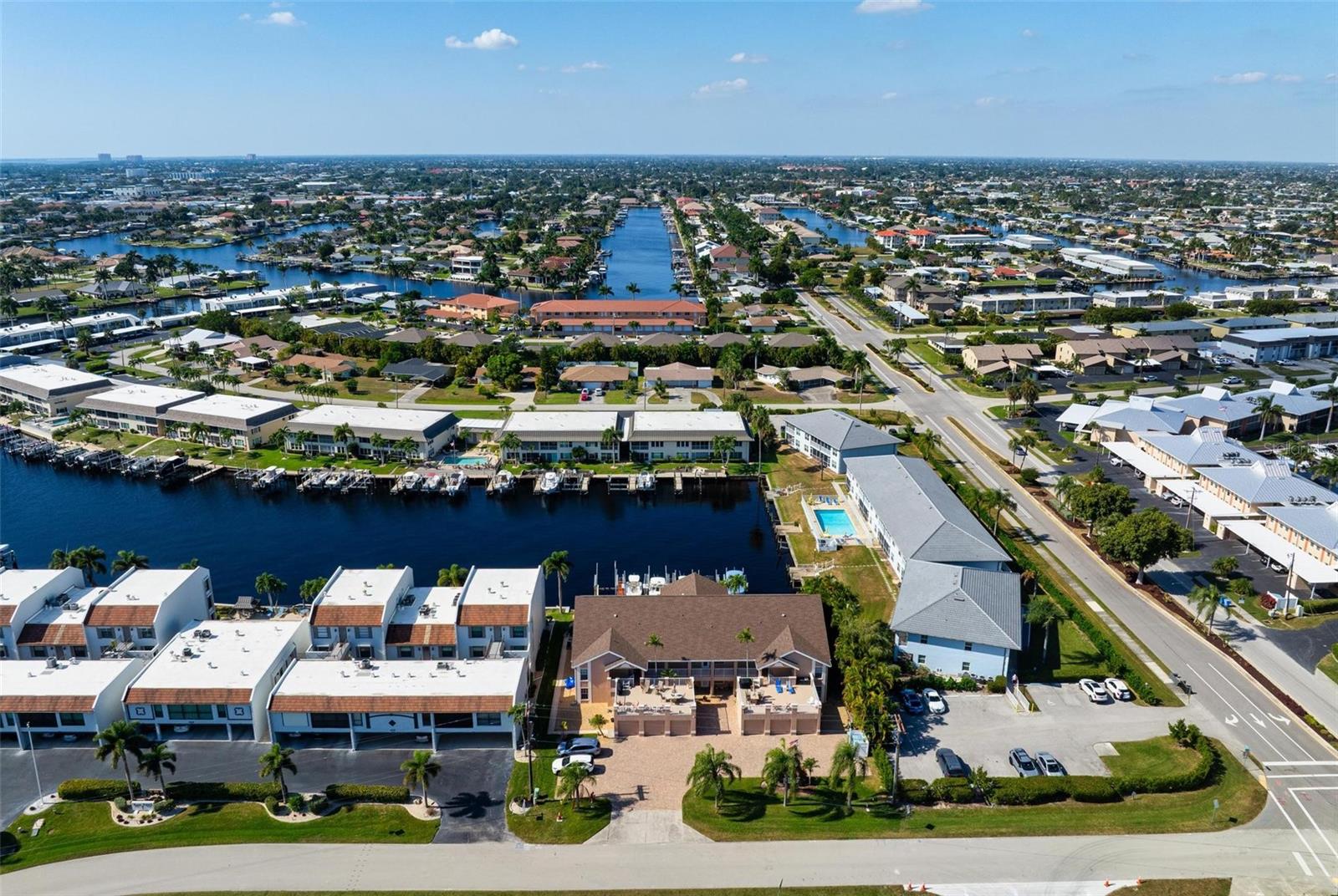 RIVER VIEW CAPE CORAL - Residential