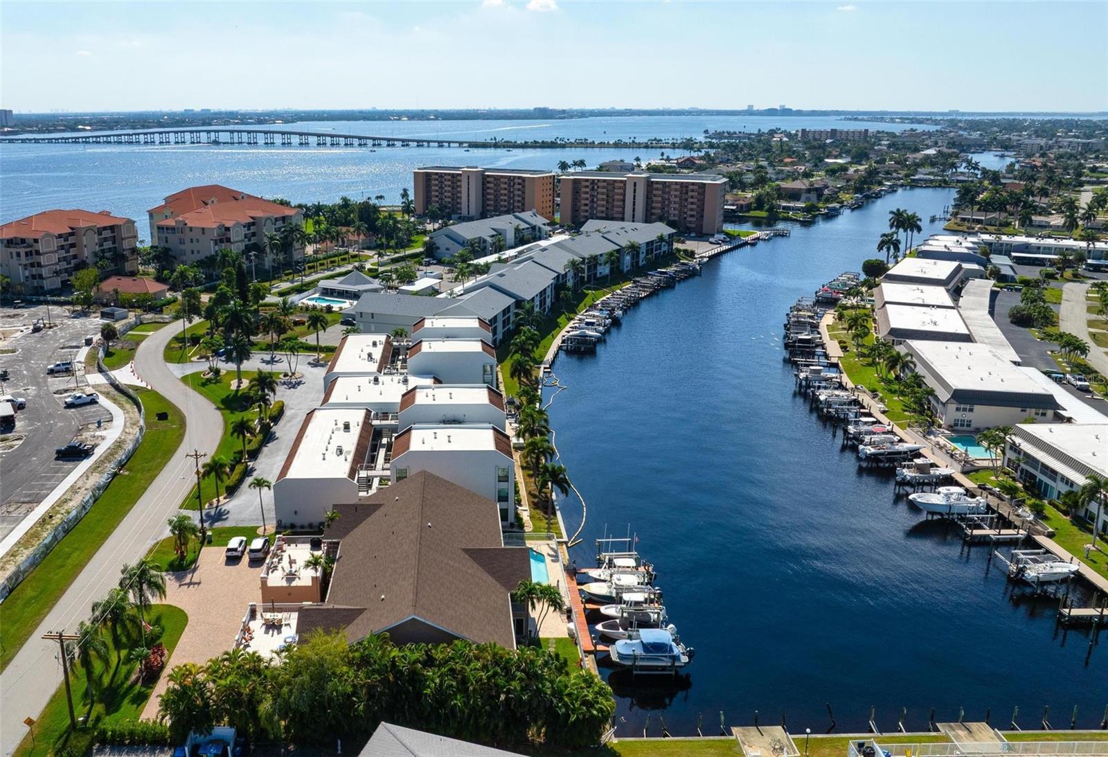 RIVER VIEW CAPE CORAL - Residential
