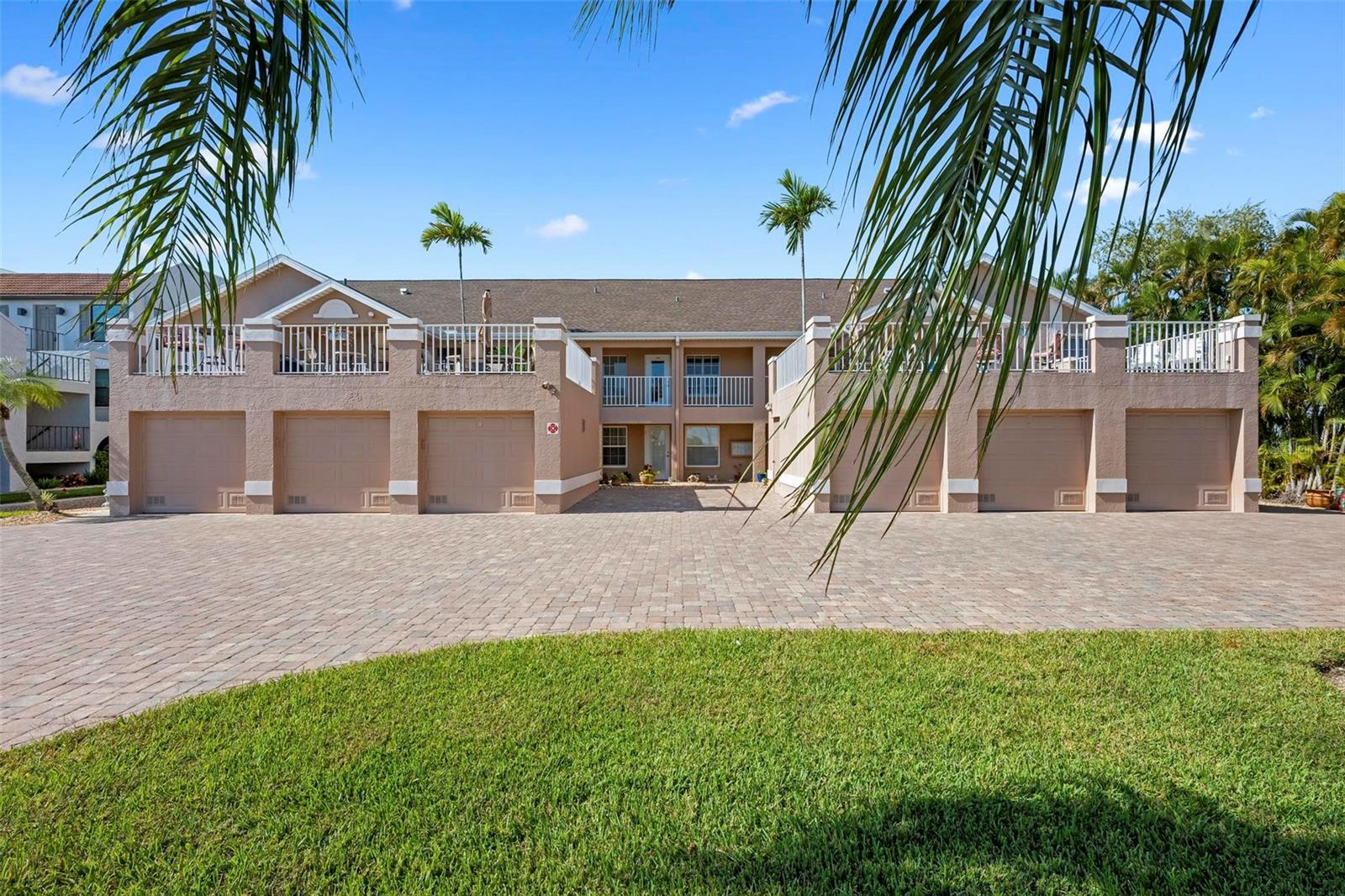 RIVER VIEW CAPE CORAL - Residential