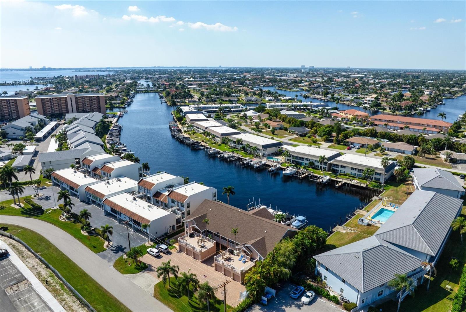 RIVER VIEW CAPE CORAL - Residential