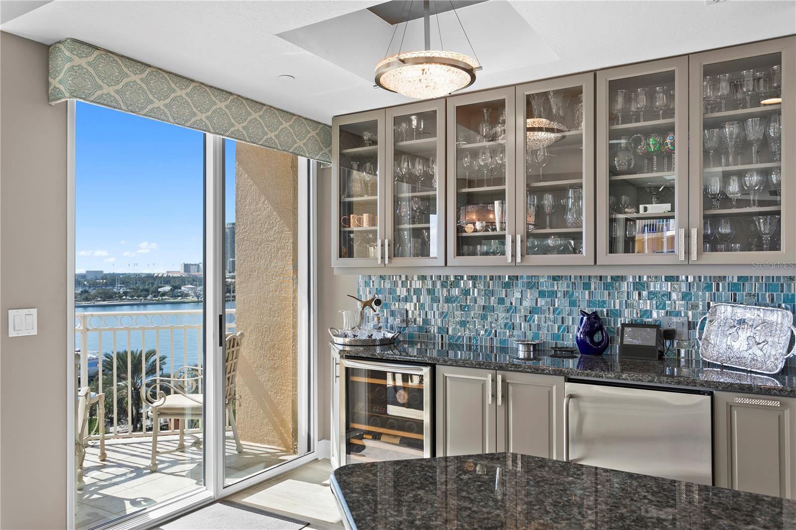 VINOY PLACE CONDO - Residential