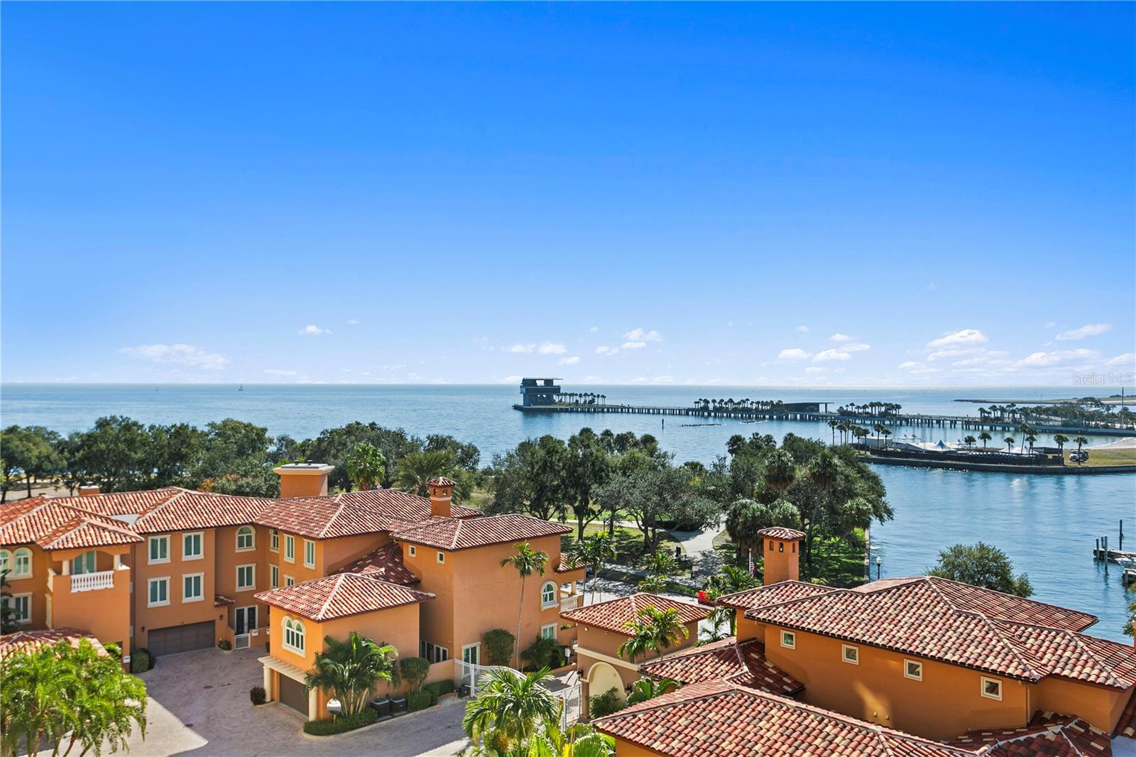 VINOY PLACE CONDO - Residential