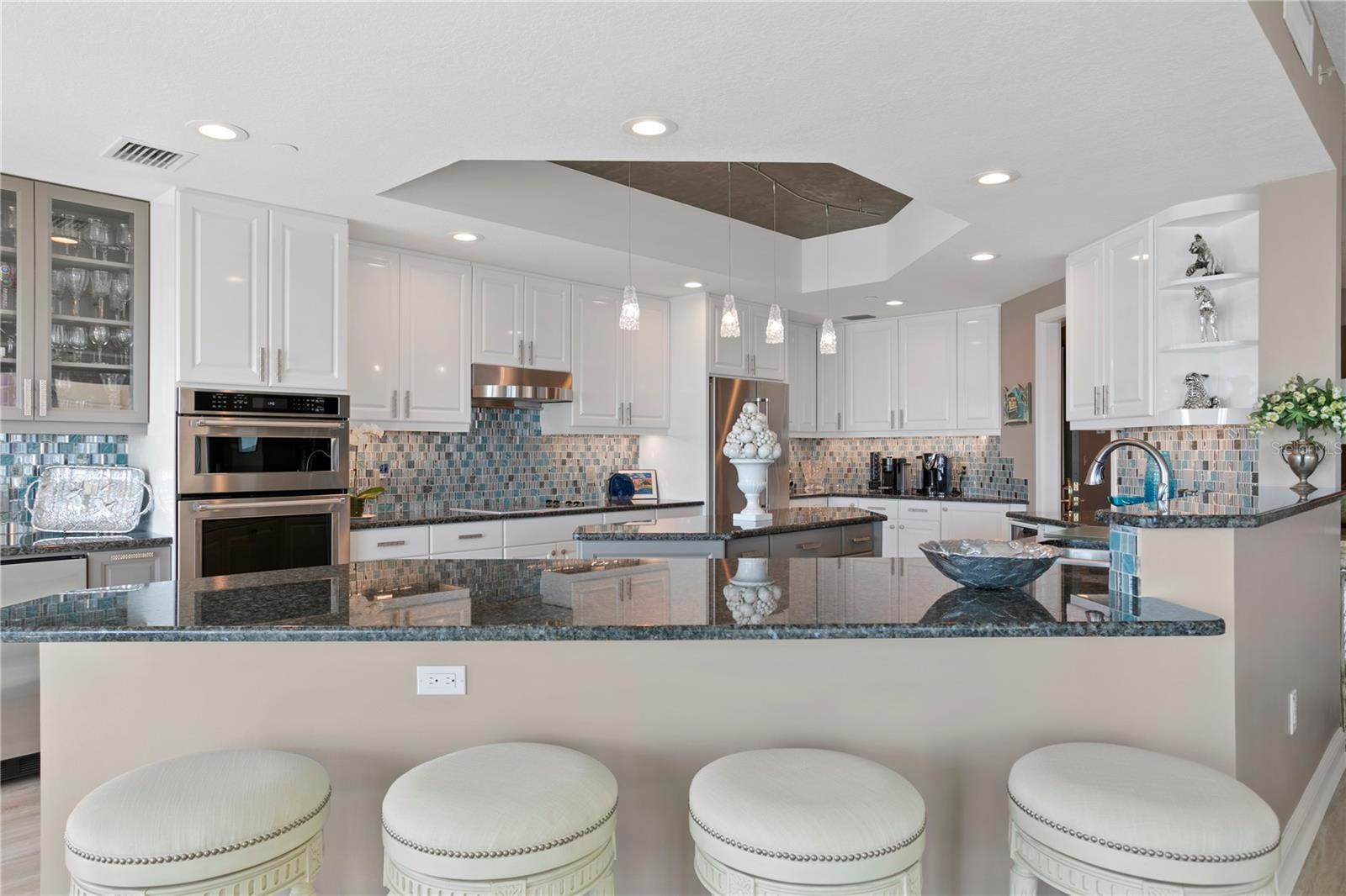 VINOY PLACE CONDO - Residential