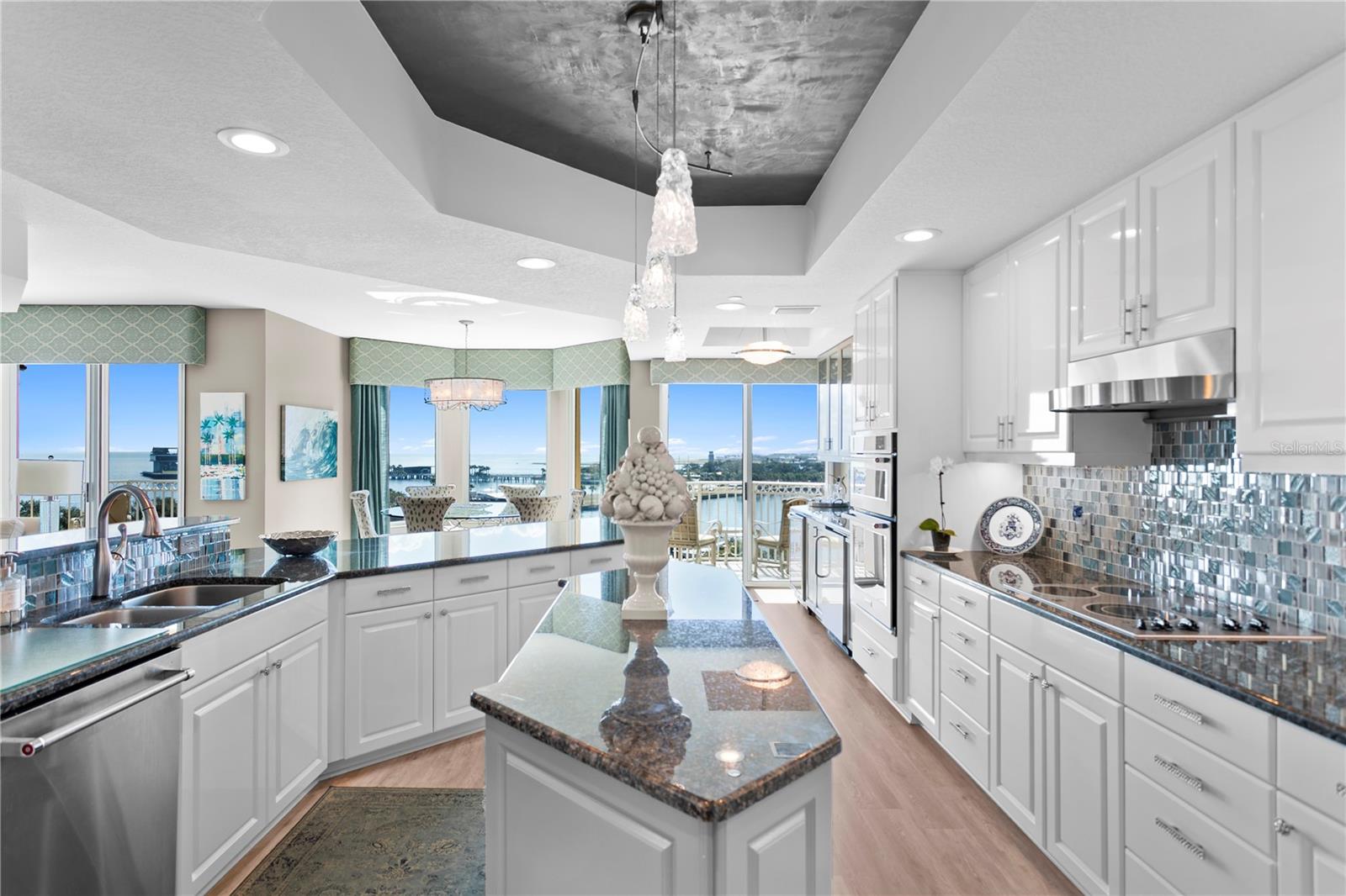 VINOY PLACE CONDO - Residential