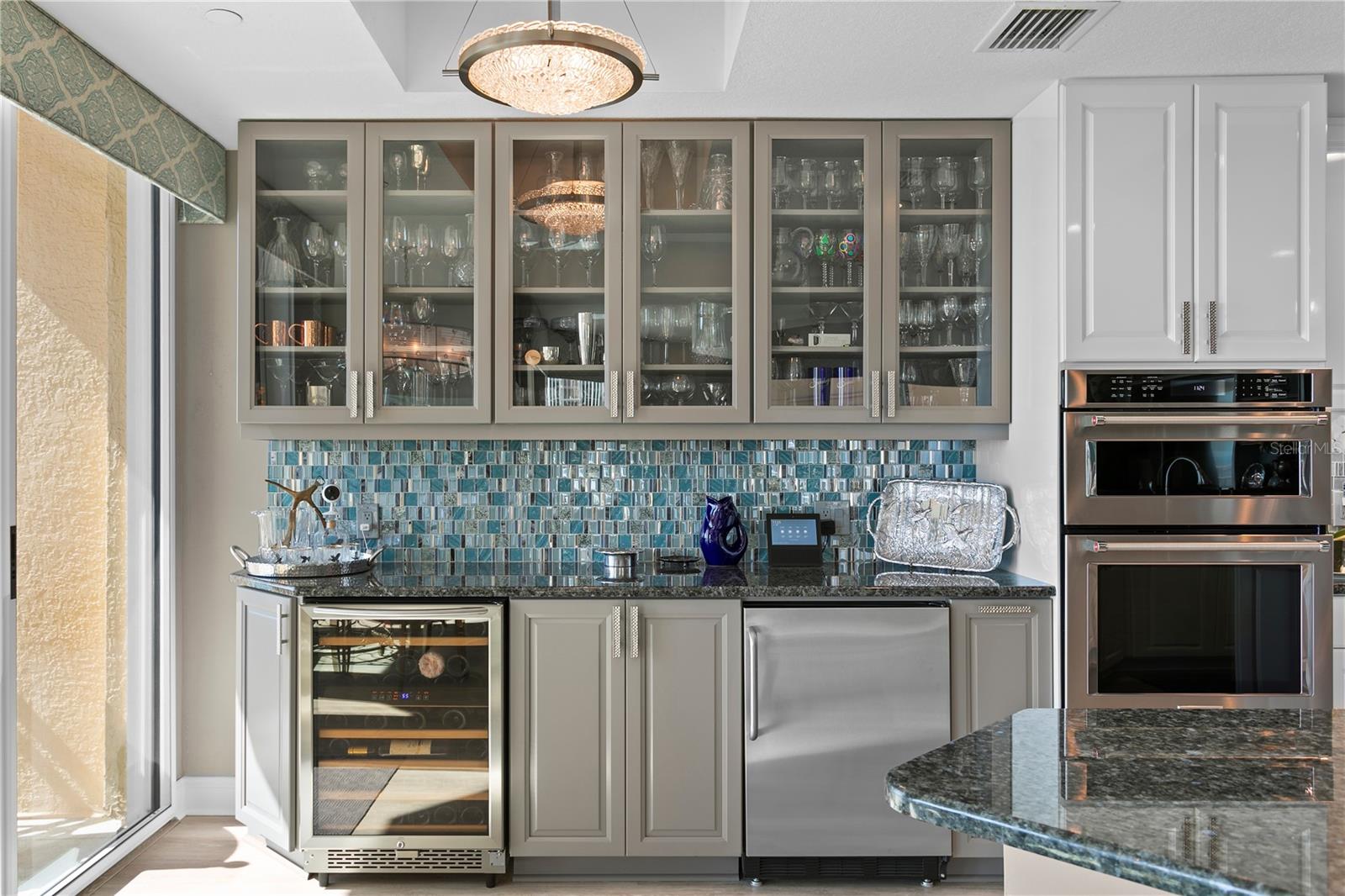 VINOY PLACE CONDO - Residential