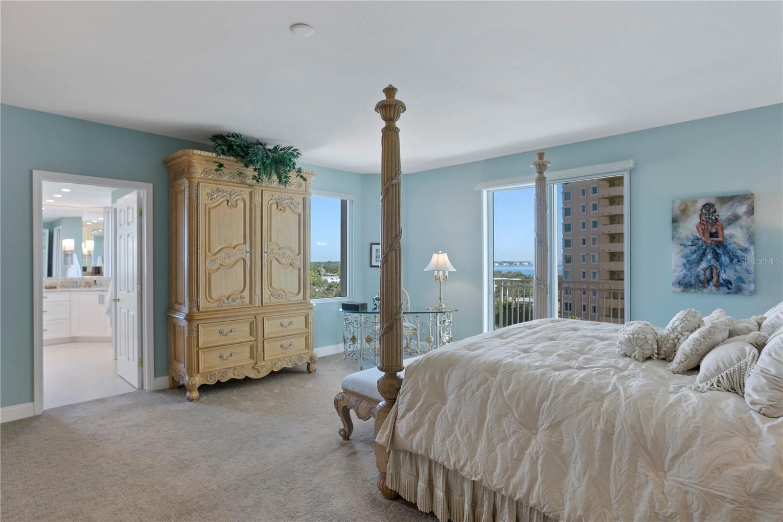 VINOY PLACE CONDO - Residential