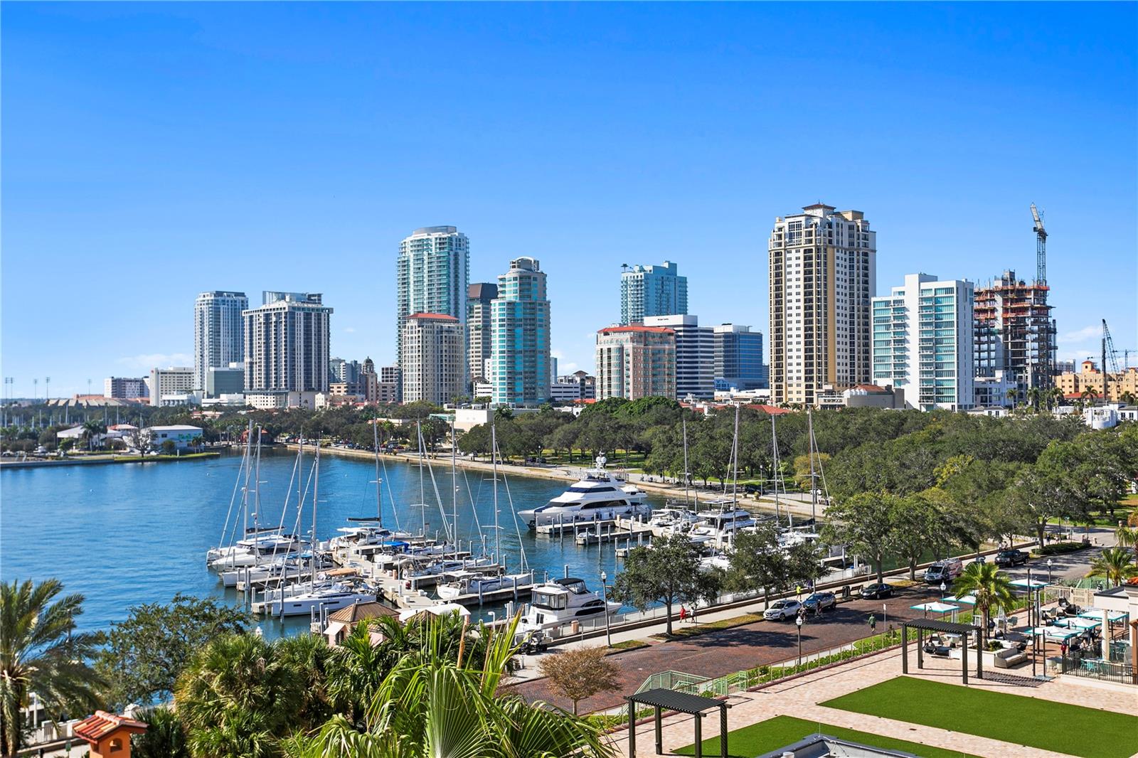 VINOY PLACE CONDO - Residential