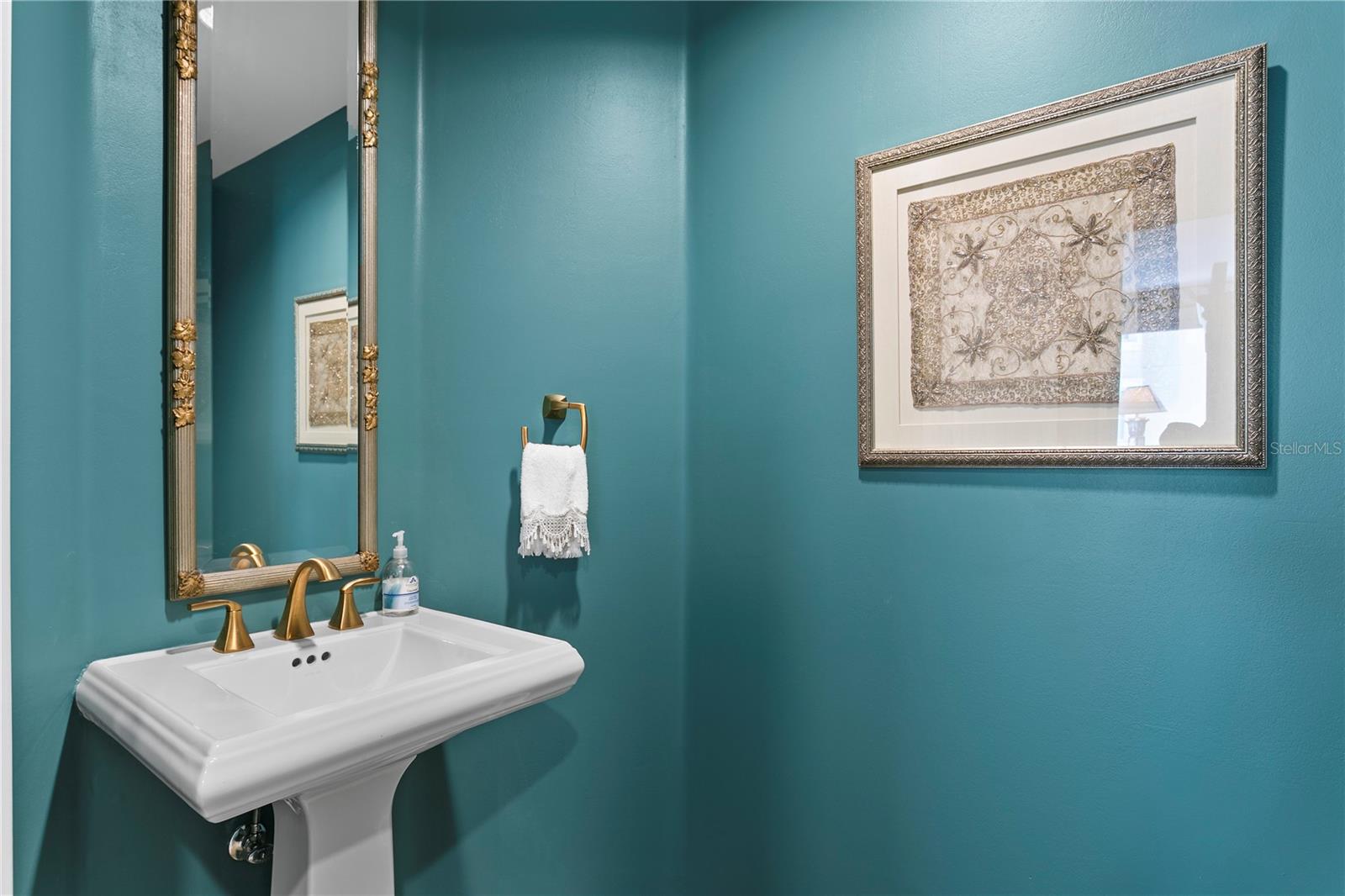 VINOY PLACE CONDO - Residential