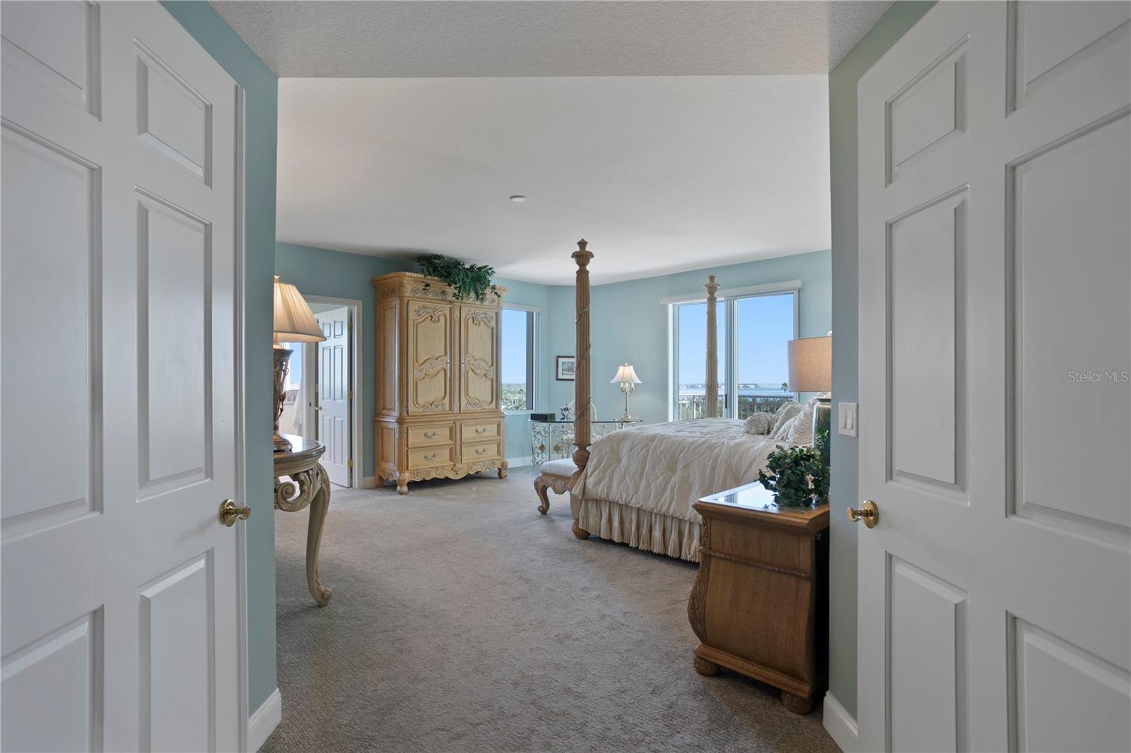 VINOY PLACE CONDO - Residential