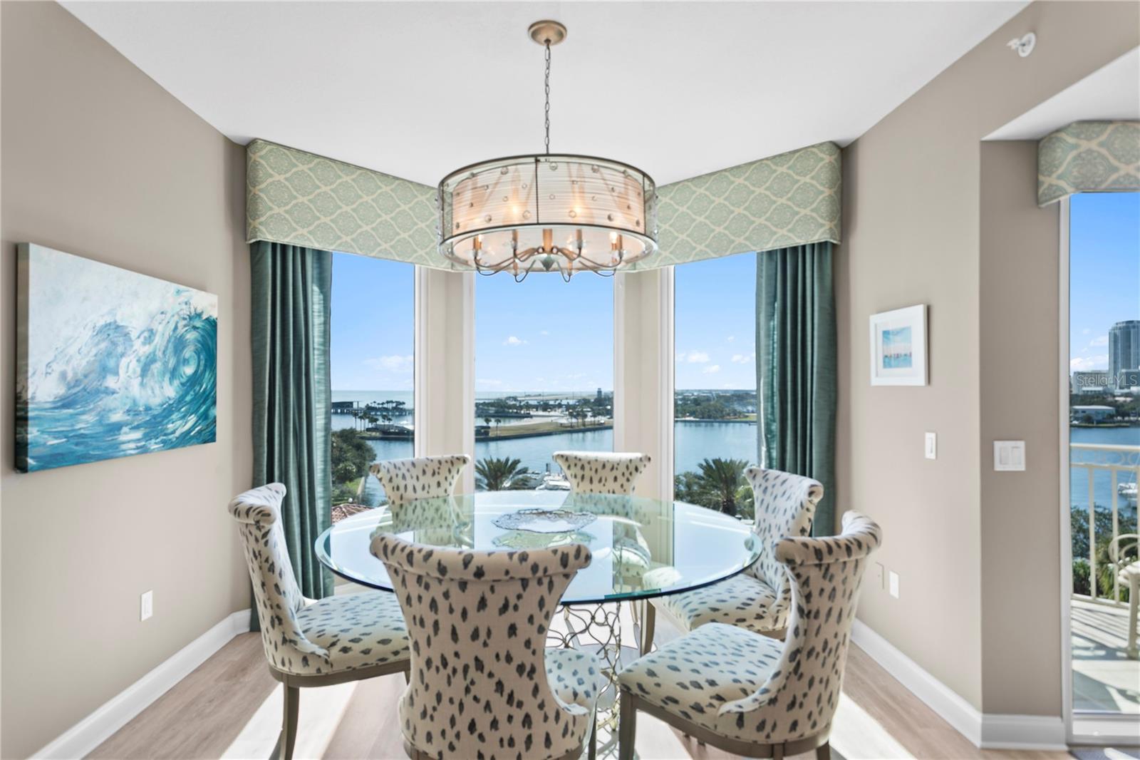 VINOY PLACE CONDO - Residential