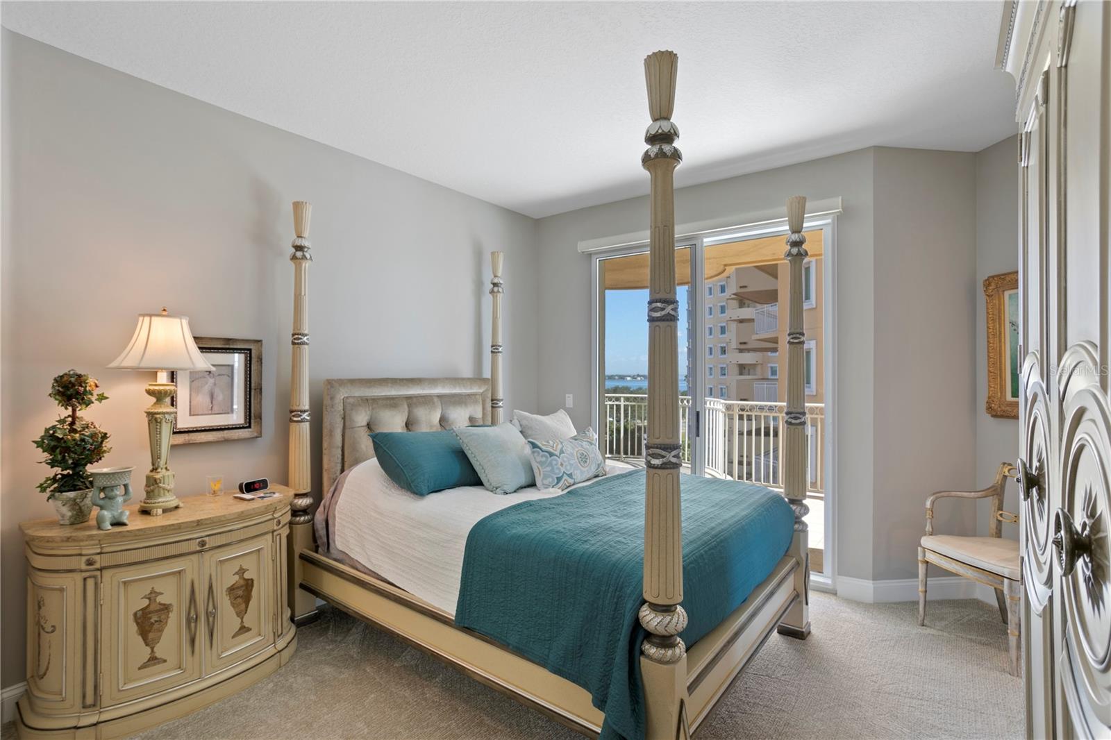 VINOY PLACE CONDO - Residential