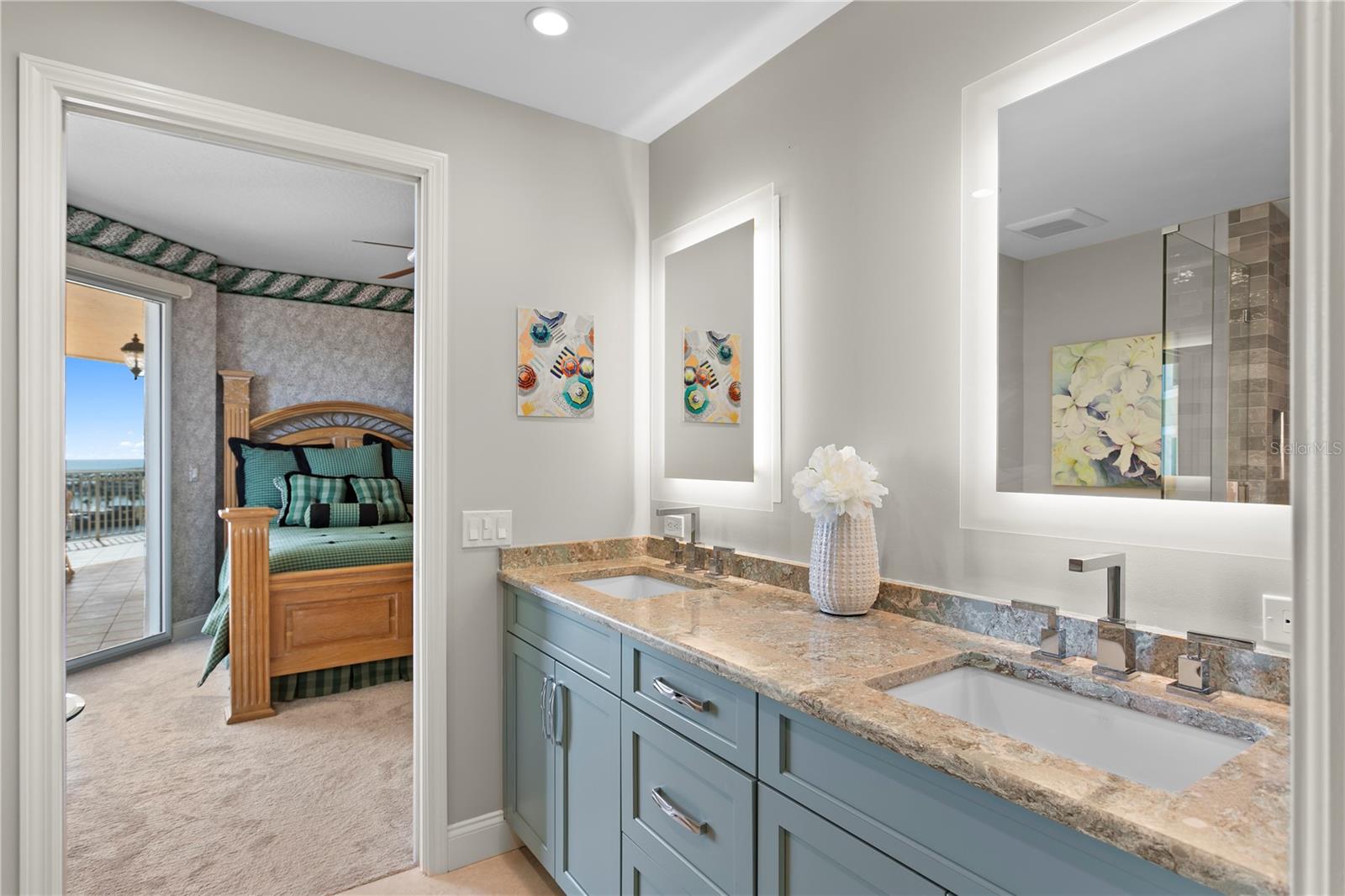 VINOY PLACE CONDO - Residential