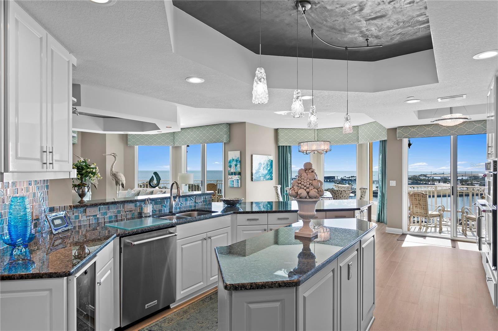 VINOY PLACE CONDO - Residential