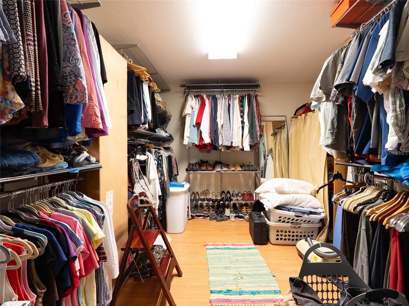 PEACEFUL VISTA HOMES - Residential