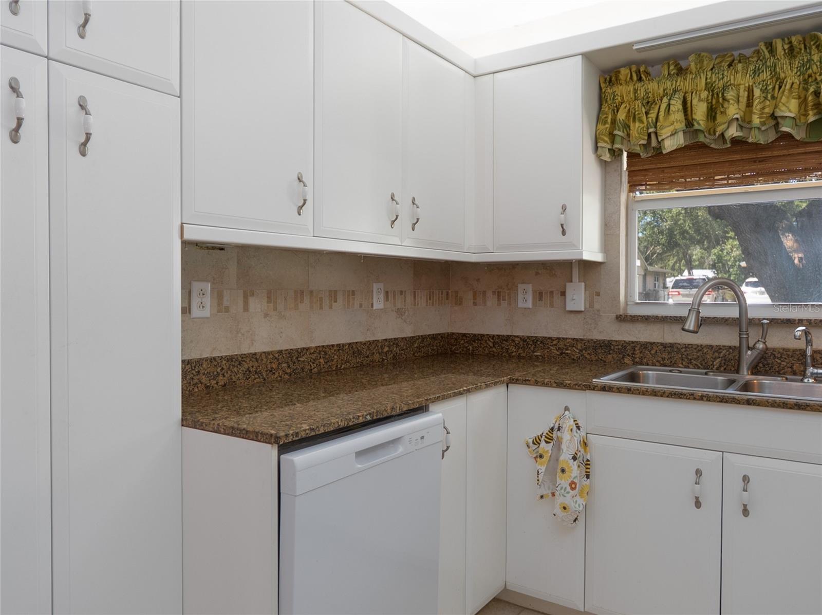 PEACEFUL VISTA HOMES - Residential