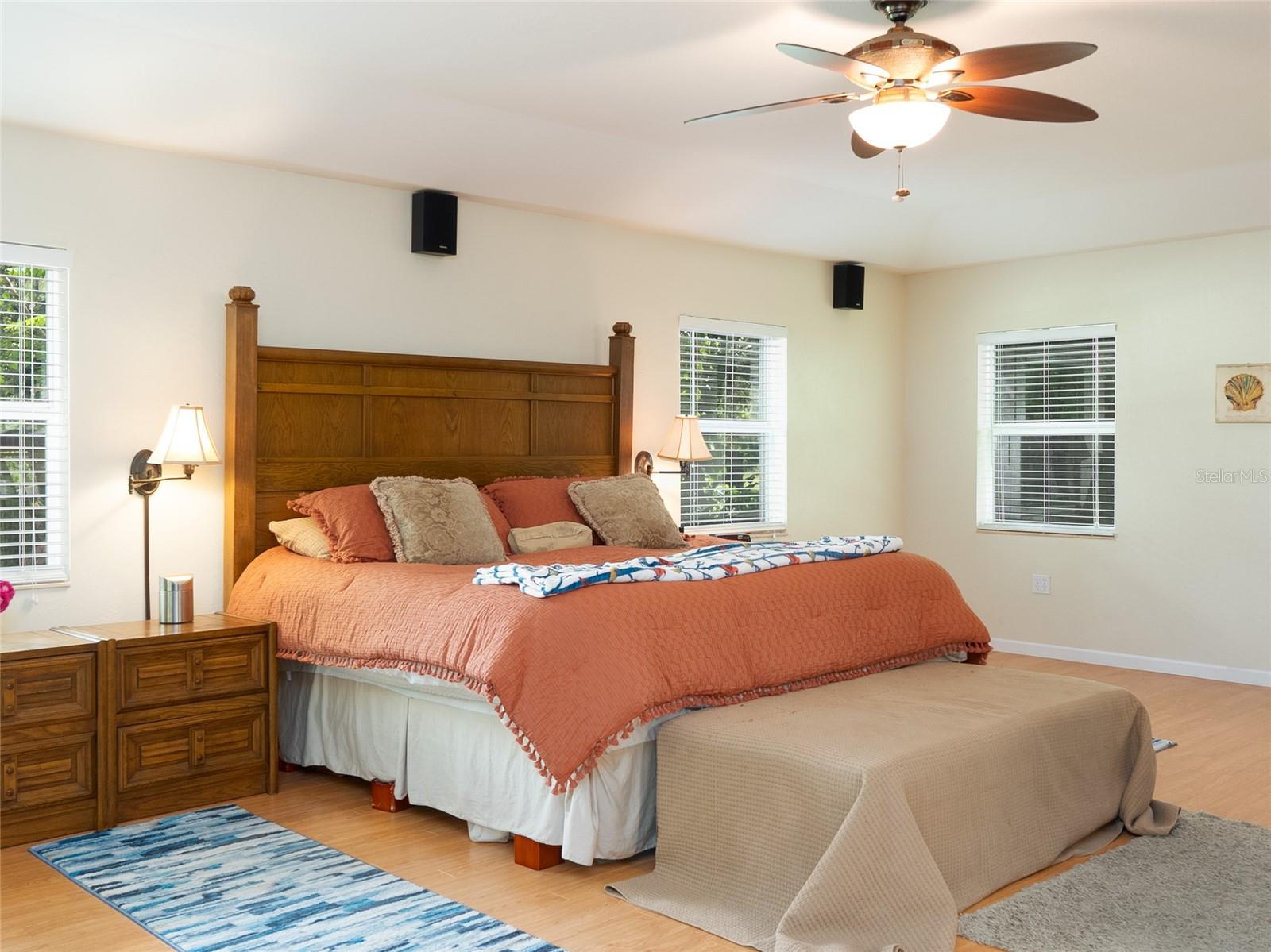 PEACEFUL VISTA HOMES - Residential