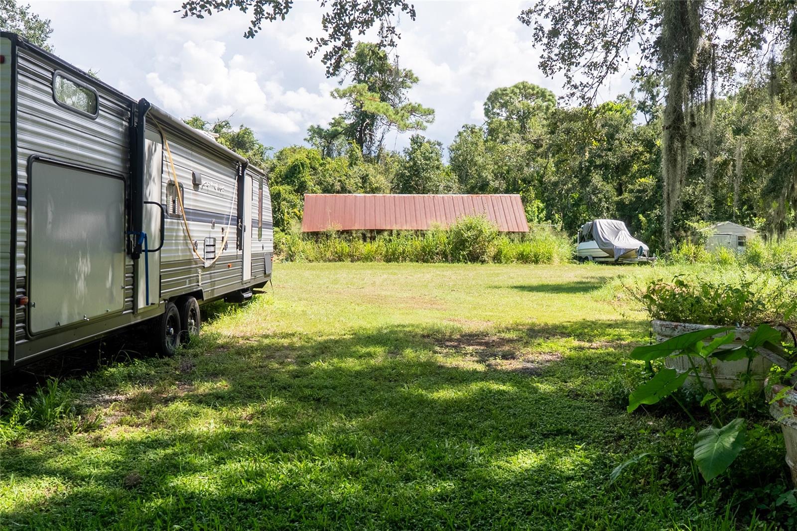 PEACEFUL VISTA HOMES - Residential