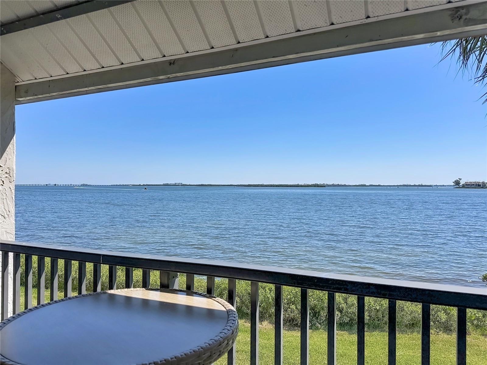 RUNAWAY BAY - Residential