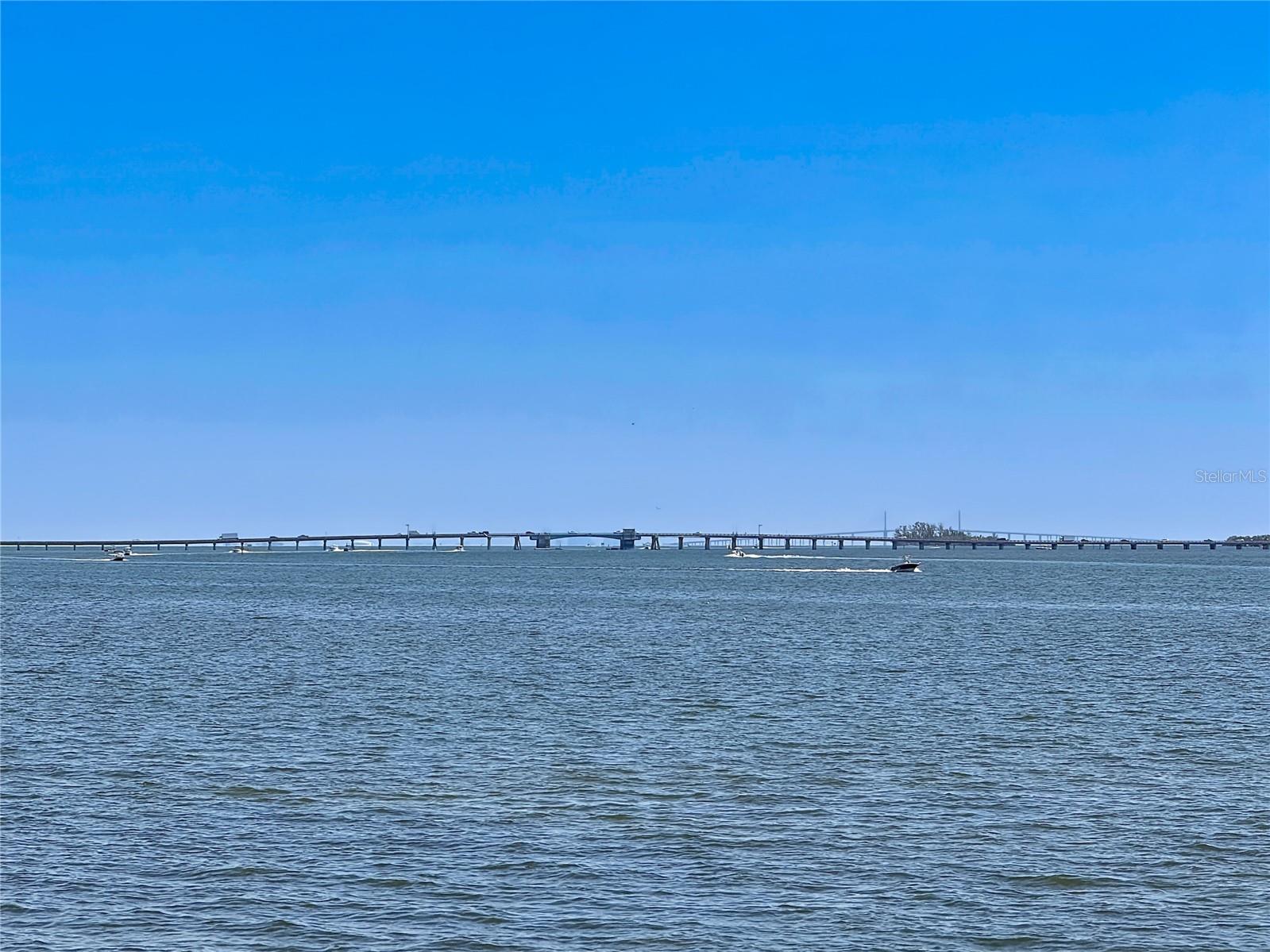 RUNAWAY BAY - Residential