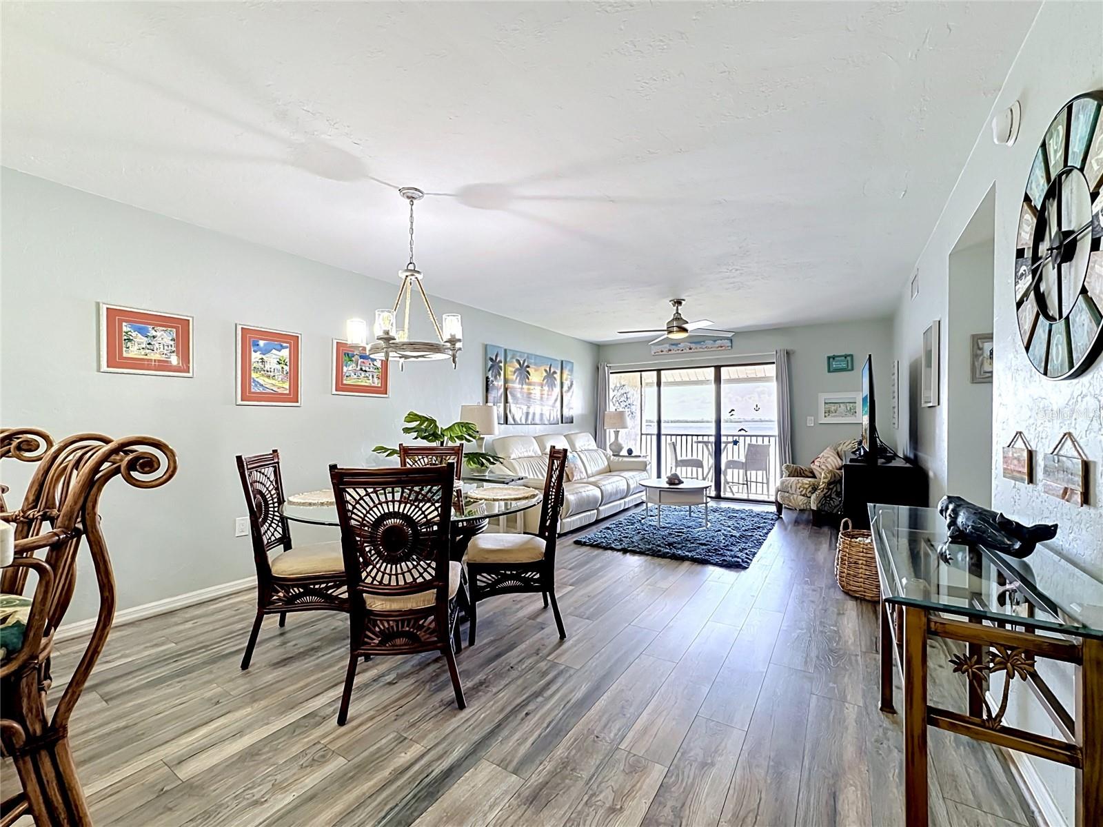 RUNAWAY BAY - Residential