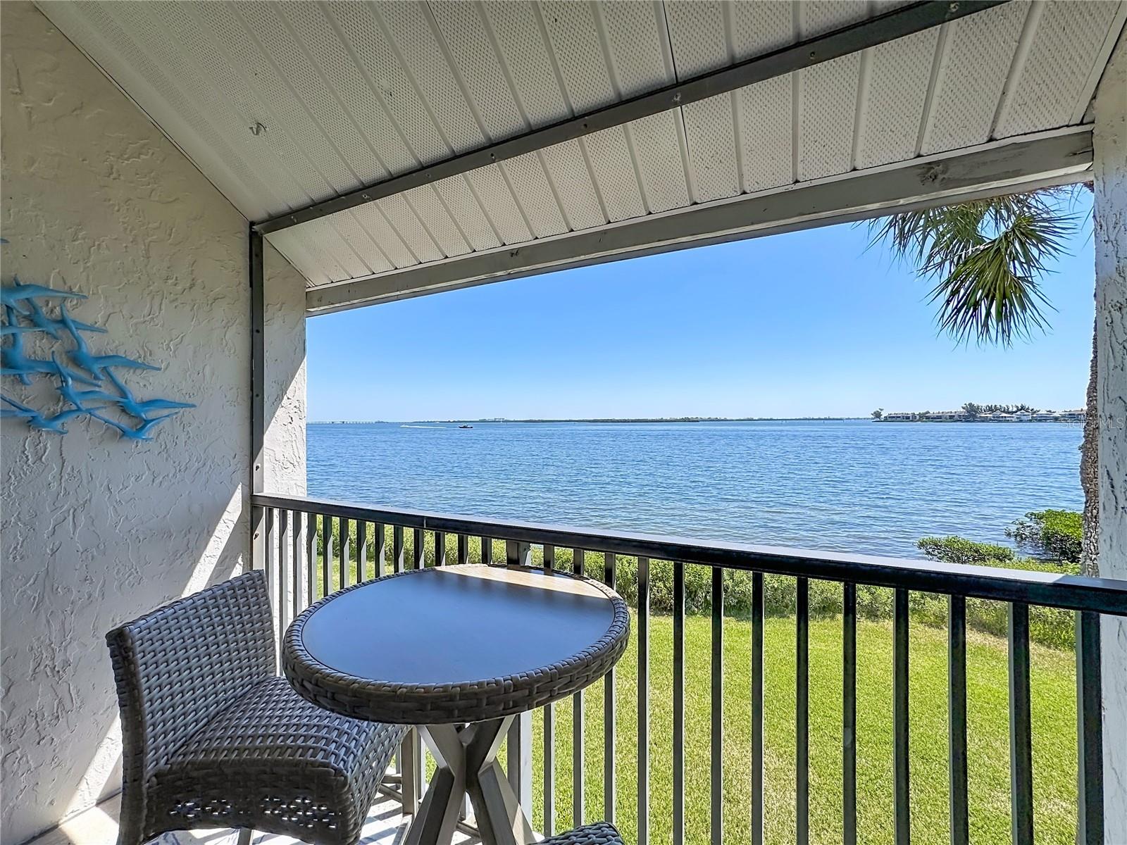 RUNAWAY BAY - Residential