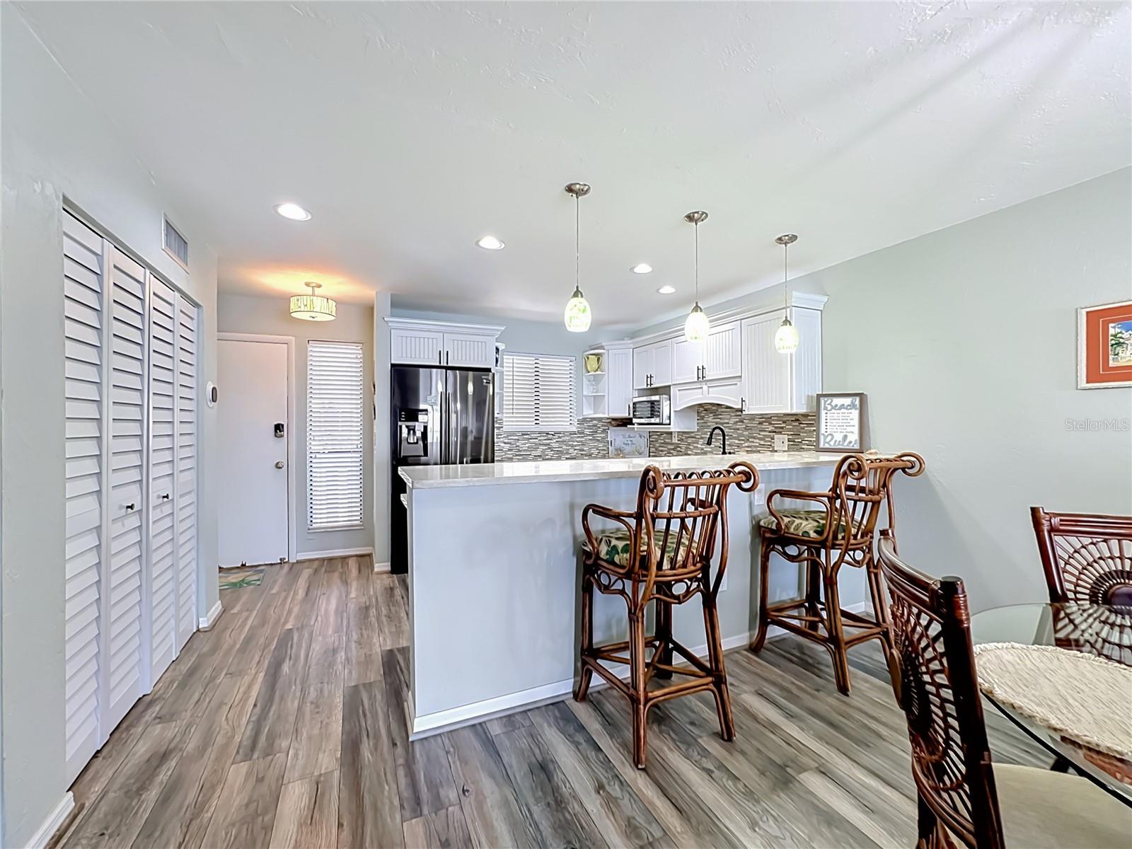 RUNAWAY BAY - Residential