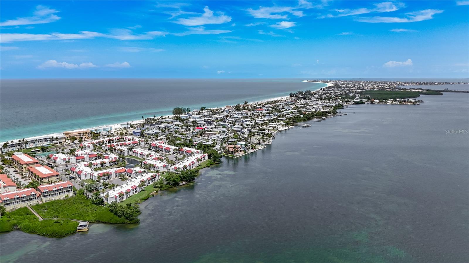 RUNAWAY BAY - Residential