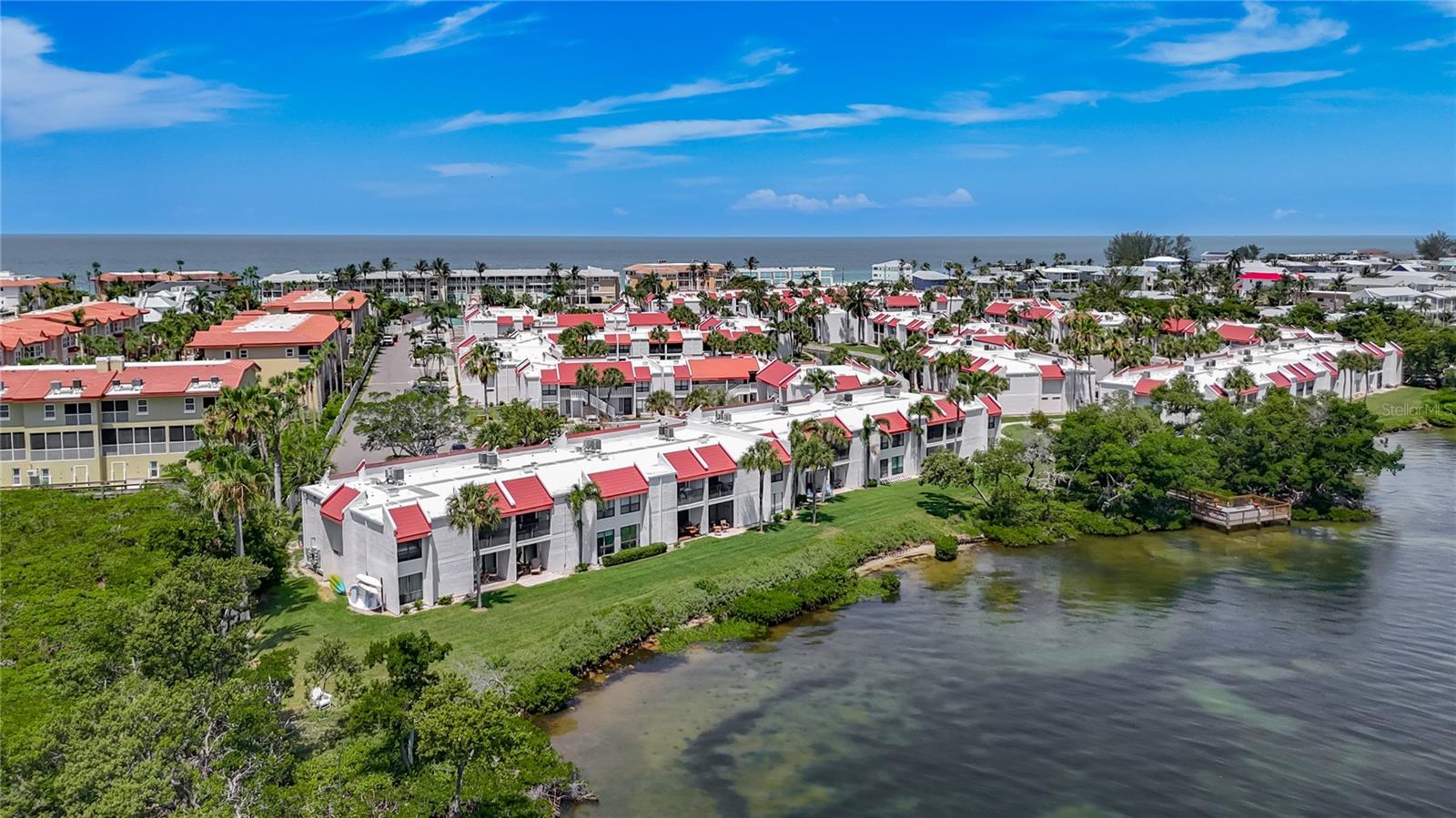 RUNAWAY BAY - Residential