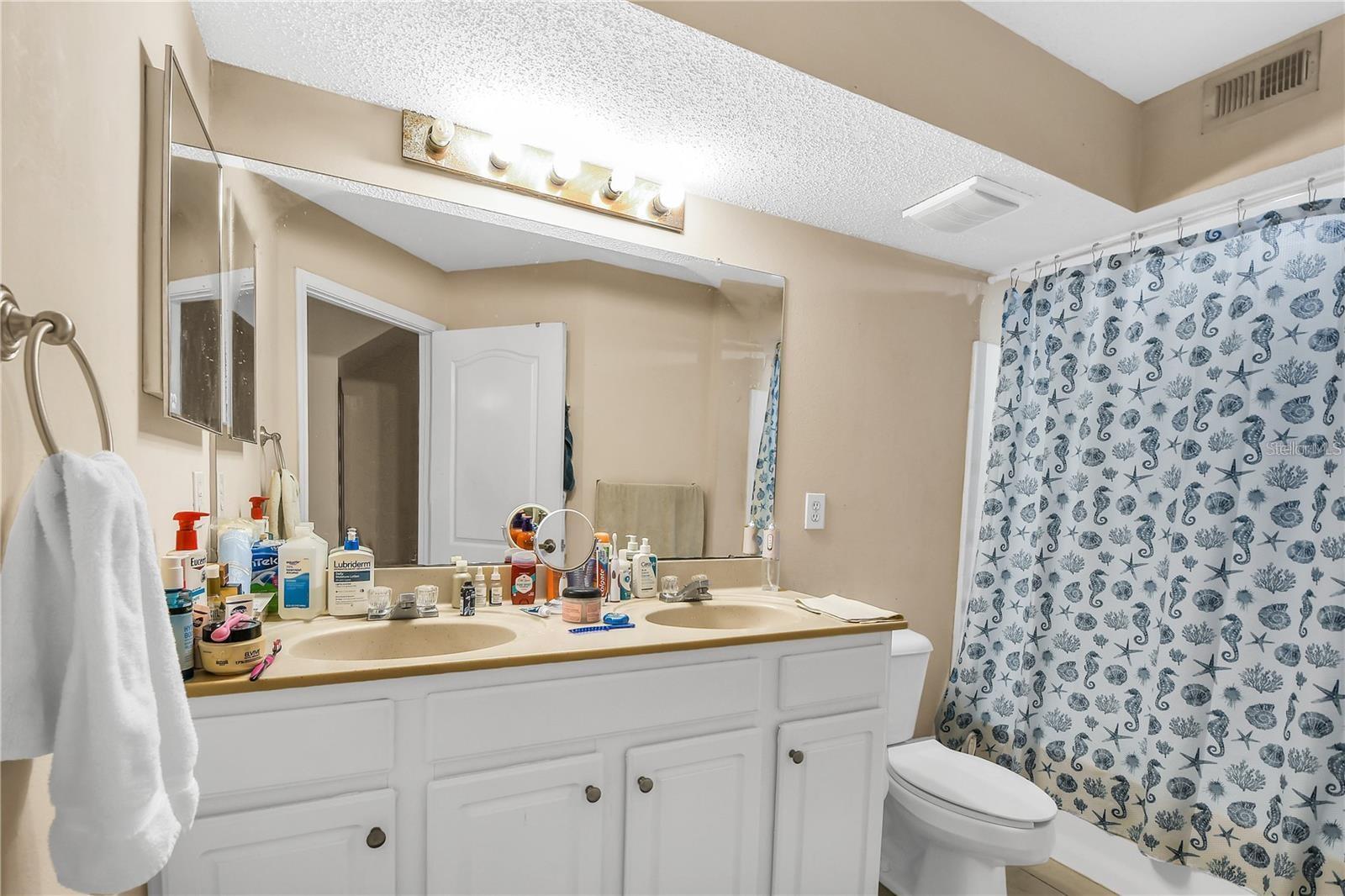 VILLANOVA/HUNTERS CRK - Residential