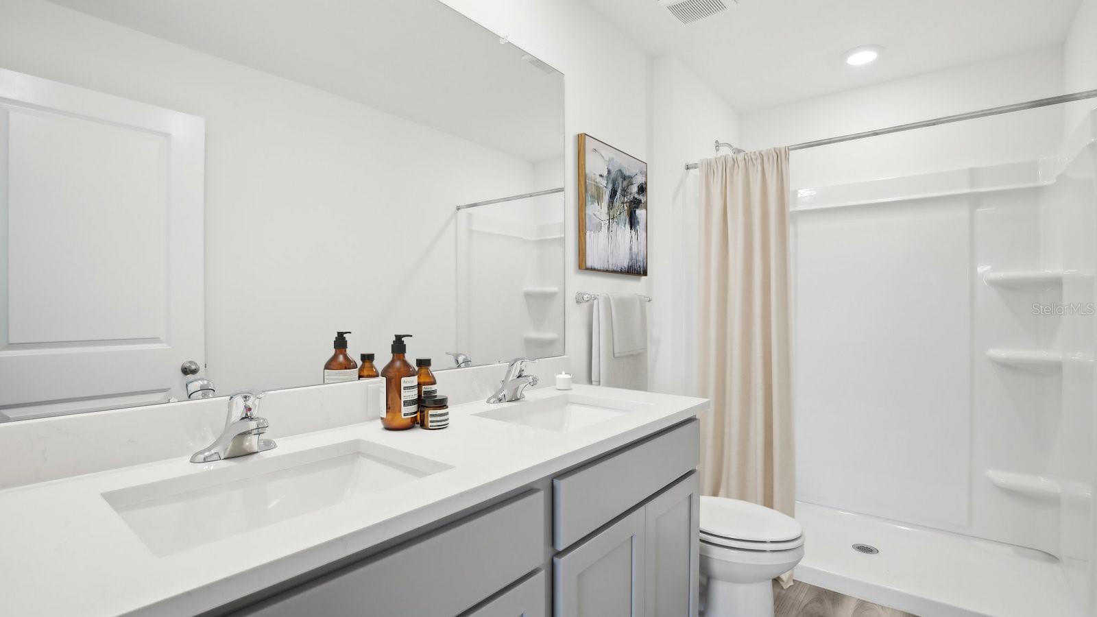 HOLLOWAY LANDING - Residential