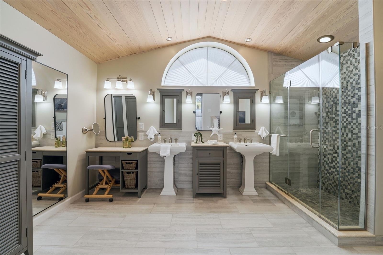 PUNTA GORDA ISLES SEC 20 - Residential