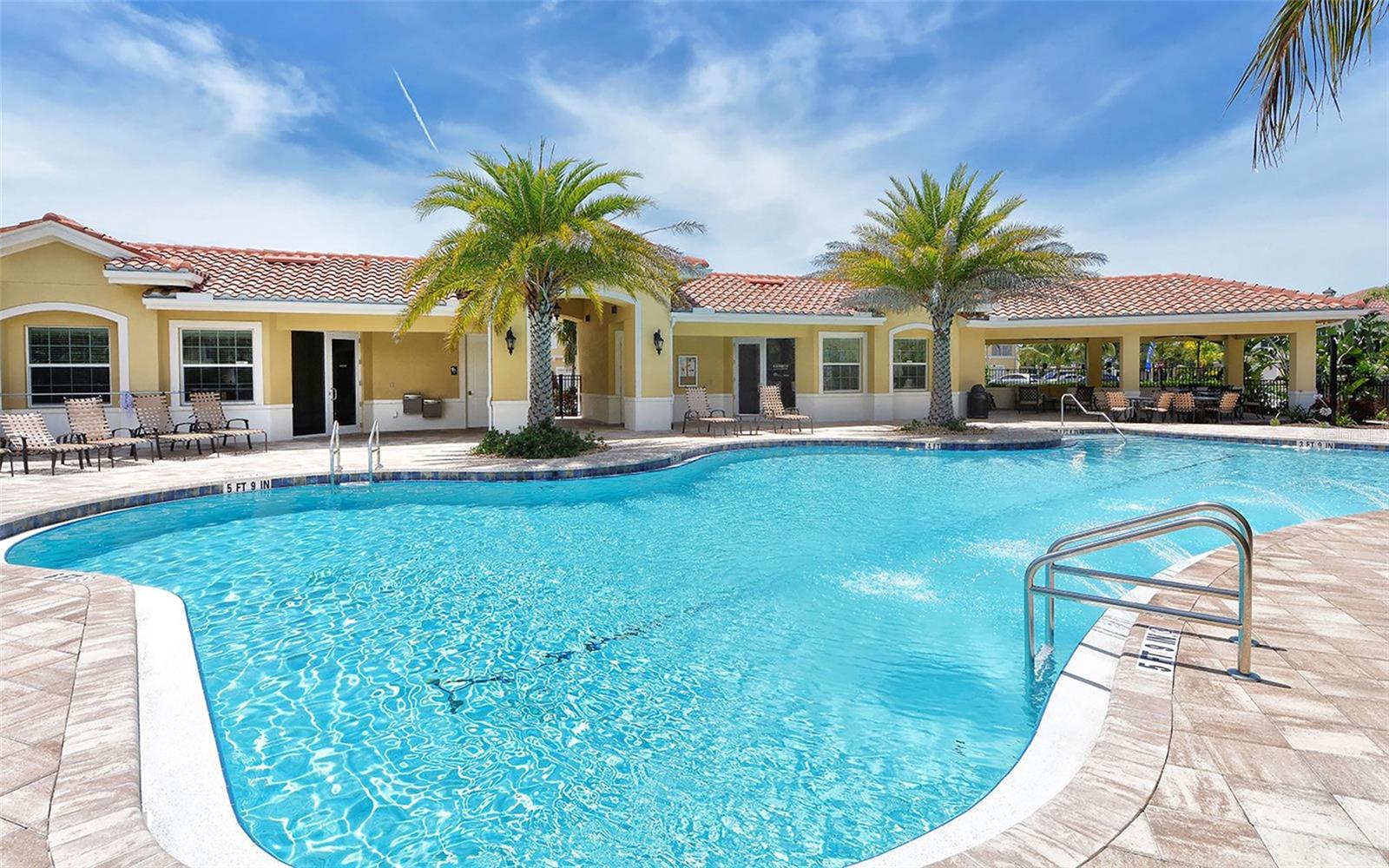 BAY STREET VILLAGE - Residential