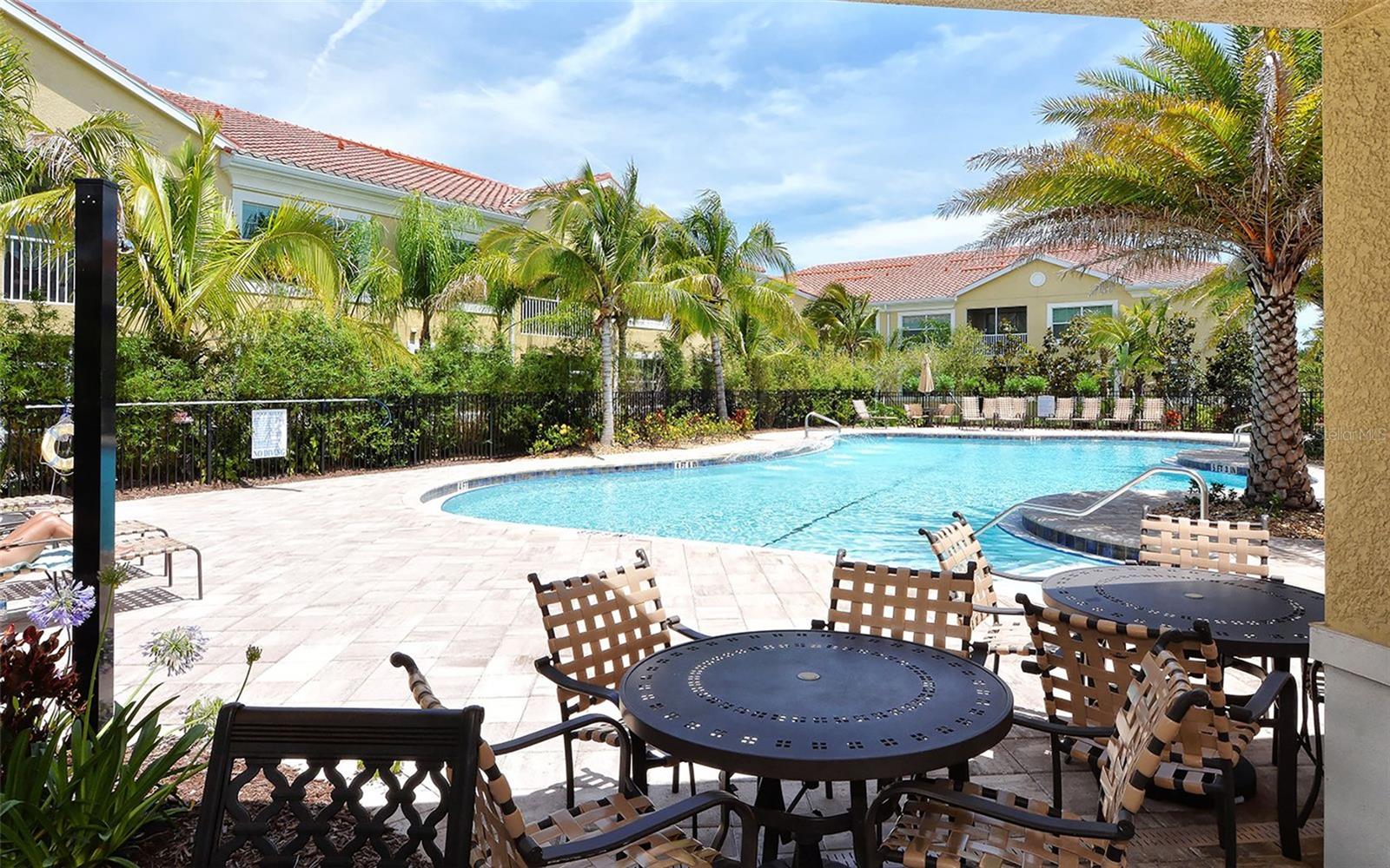 BAY STREET VILLAGE - Residential