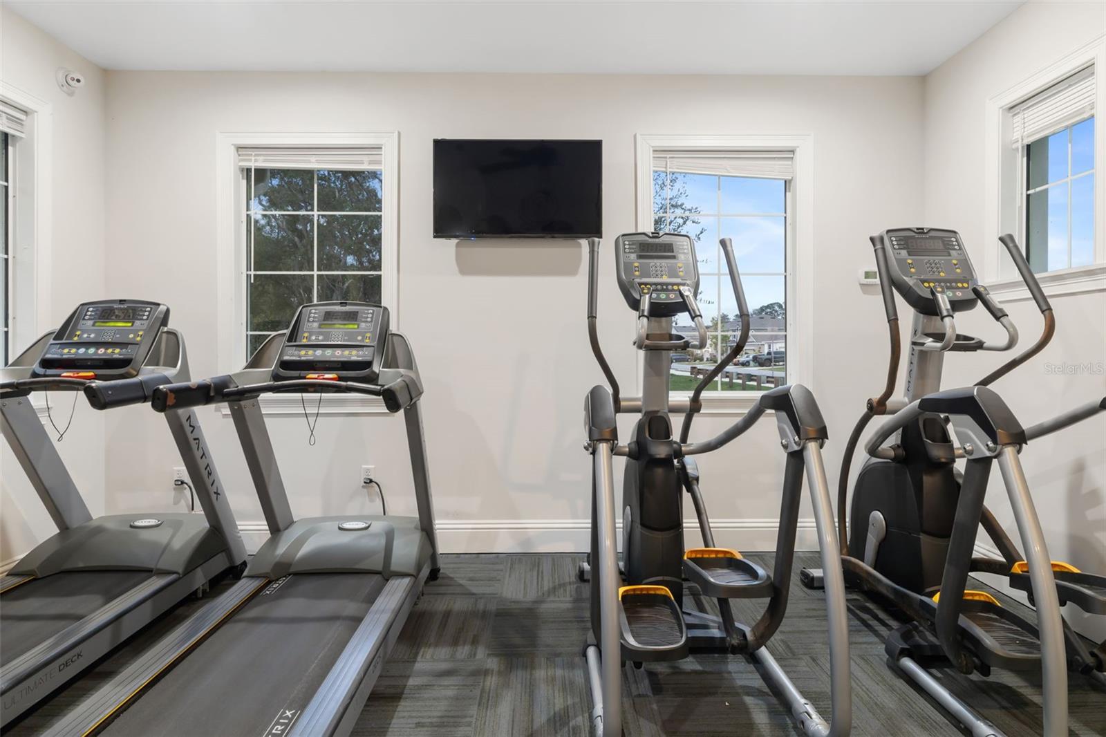 LANDING PH 1 - Residential