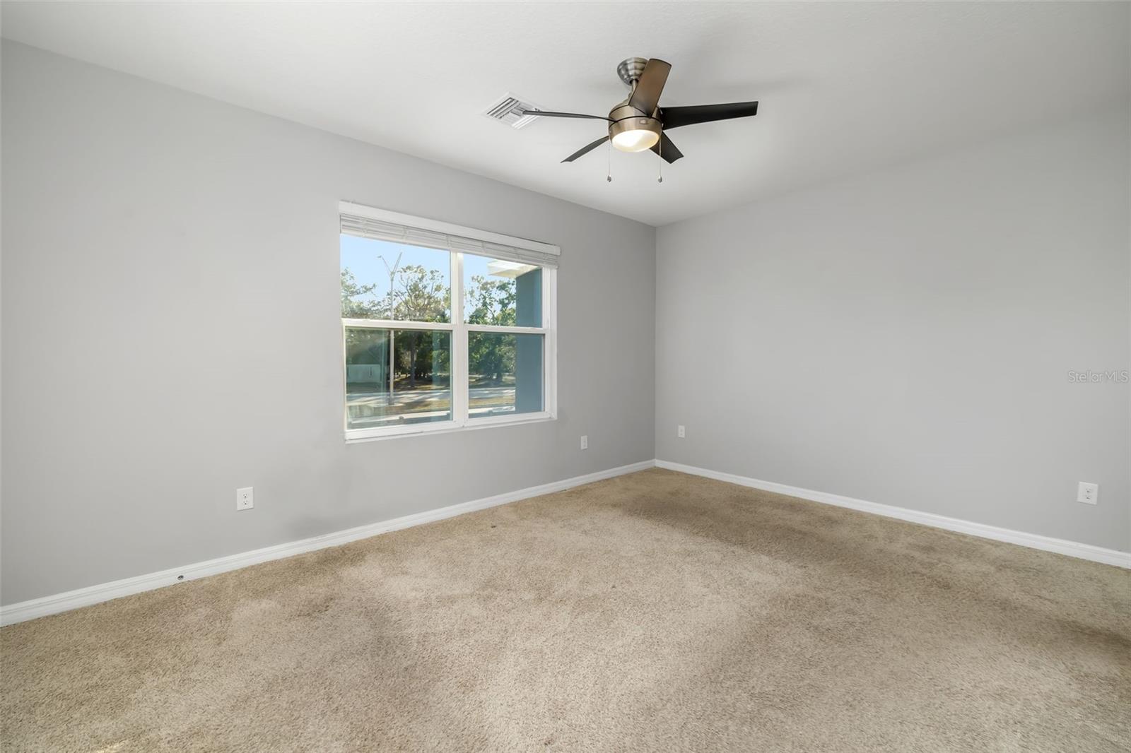 LANDING PH 1 - Residential