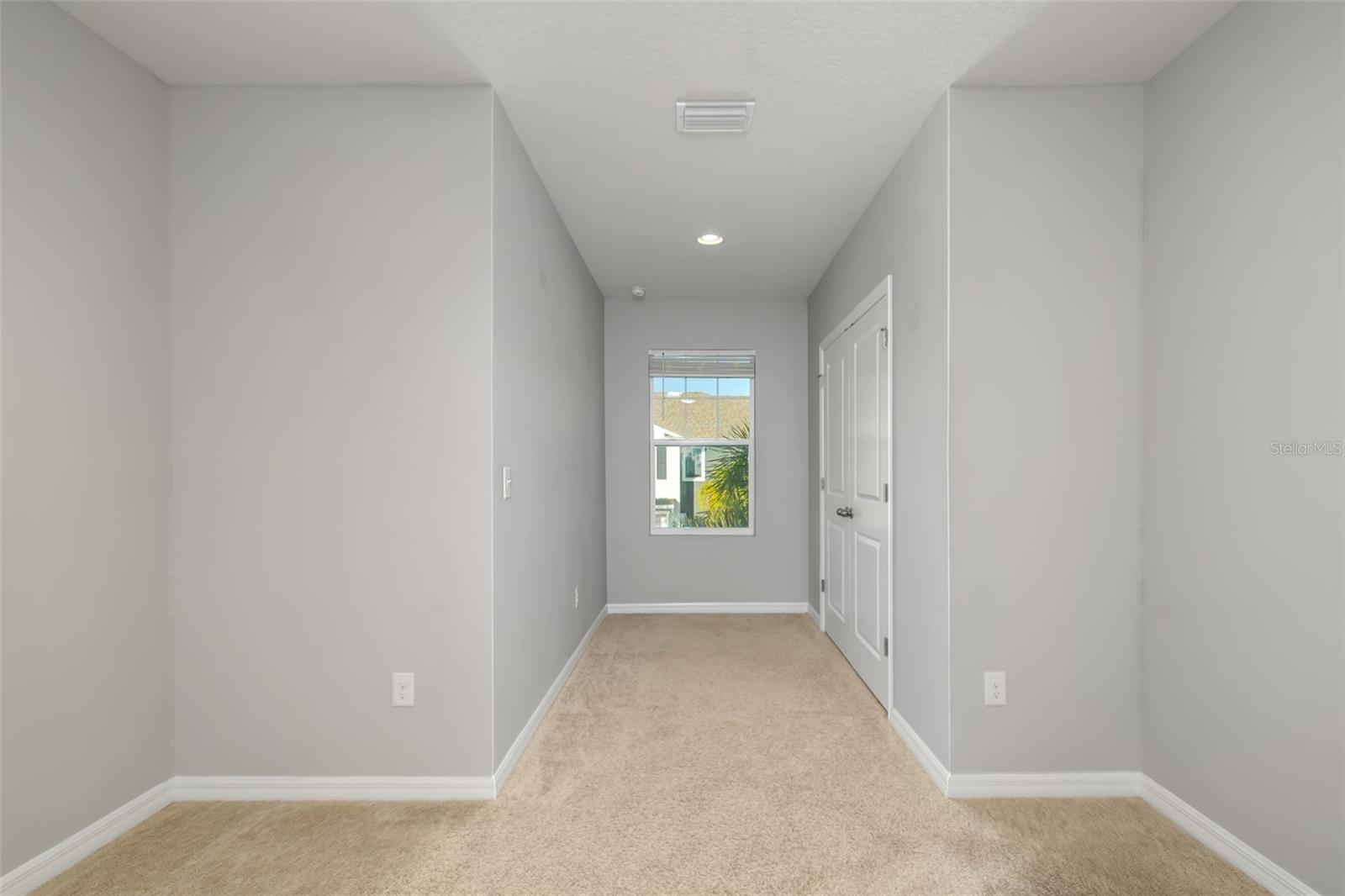 LANDING PH 1 - Residential