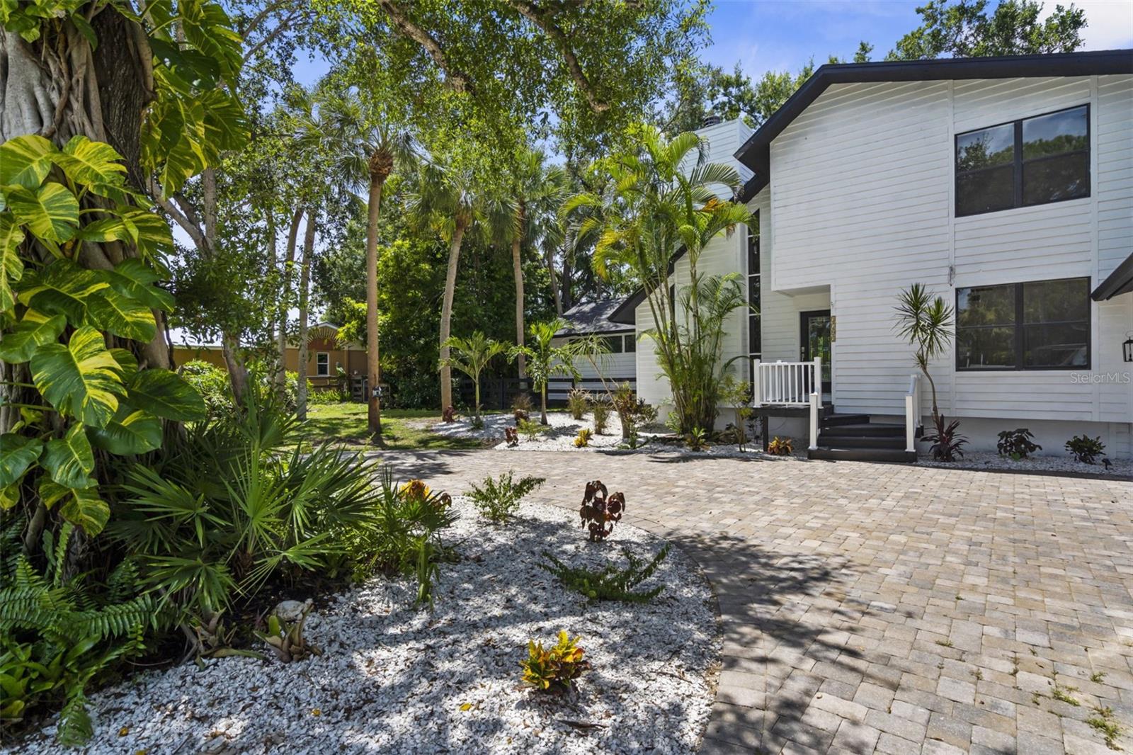 SPOONBILL HAMMOCK - Residential