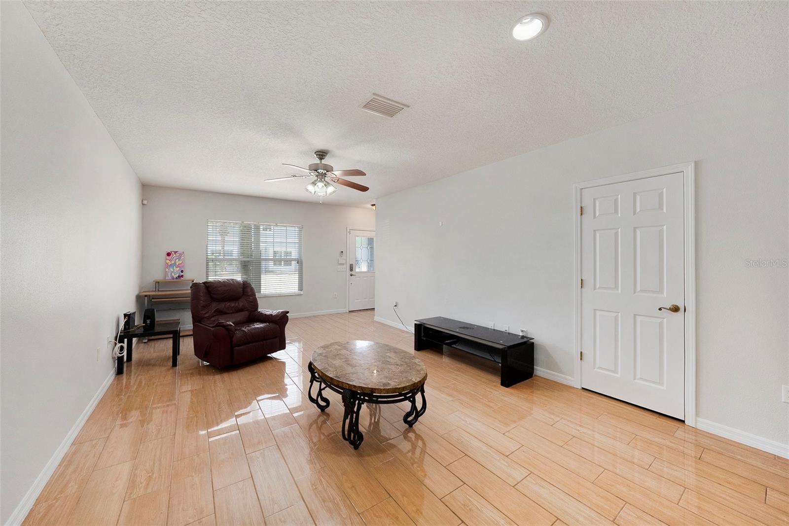 BELLA TERRAZA TWNHMS - Residential