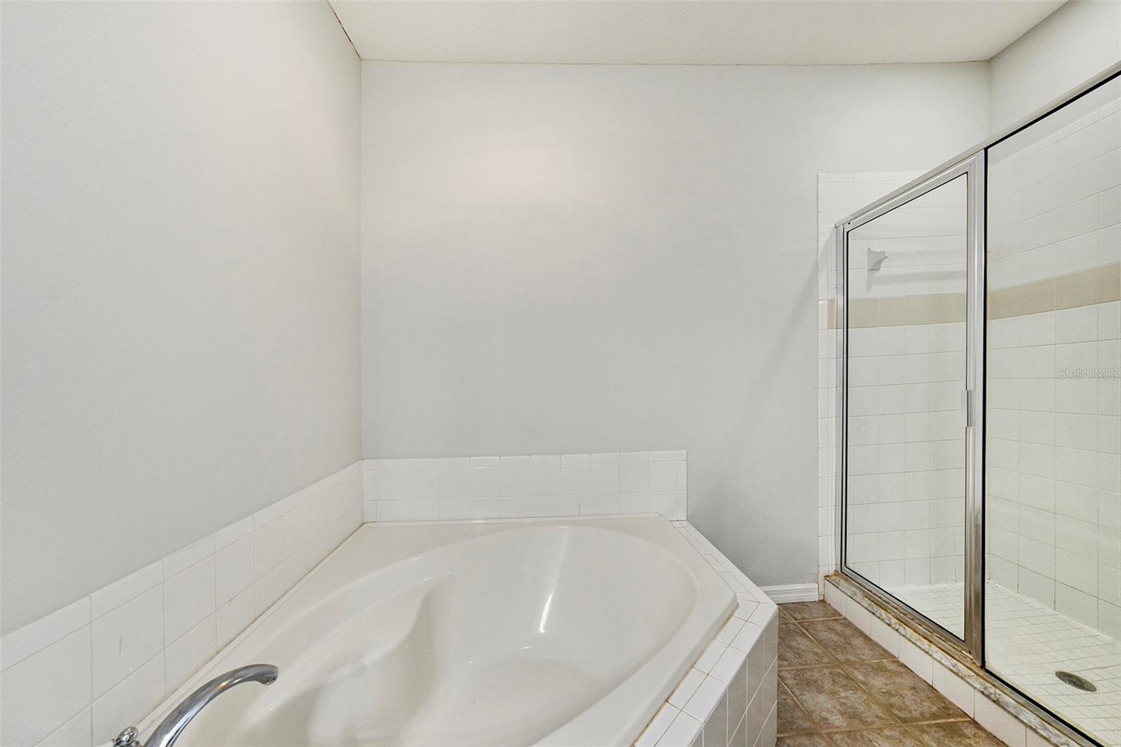 BELLA TERRAZA TWNHMS - Residential