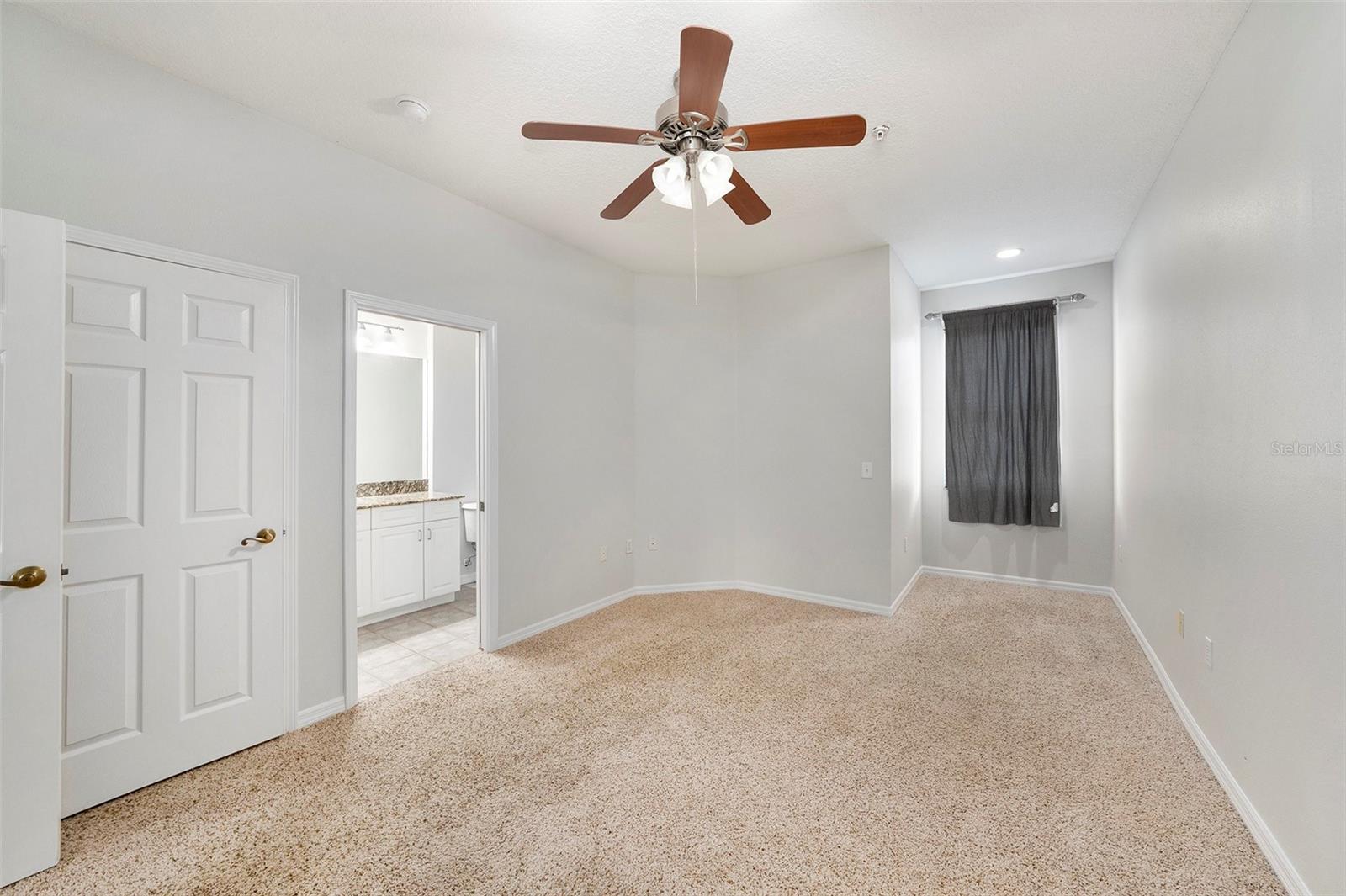 BELLA TERRAZA TWNHMS - Residential