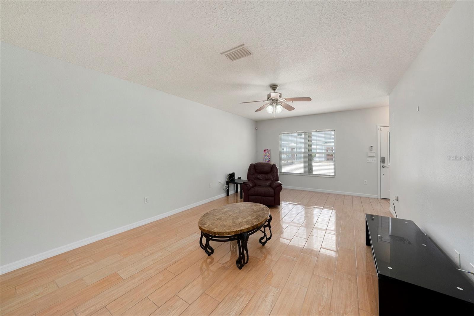 BELLA TERRAZA TWNHMS - Residential